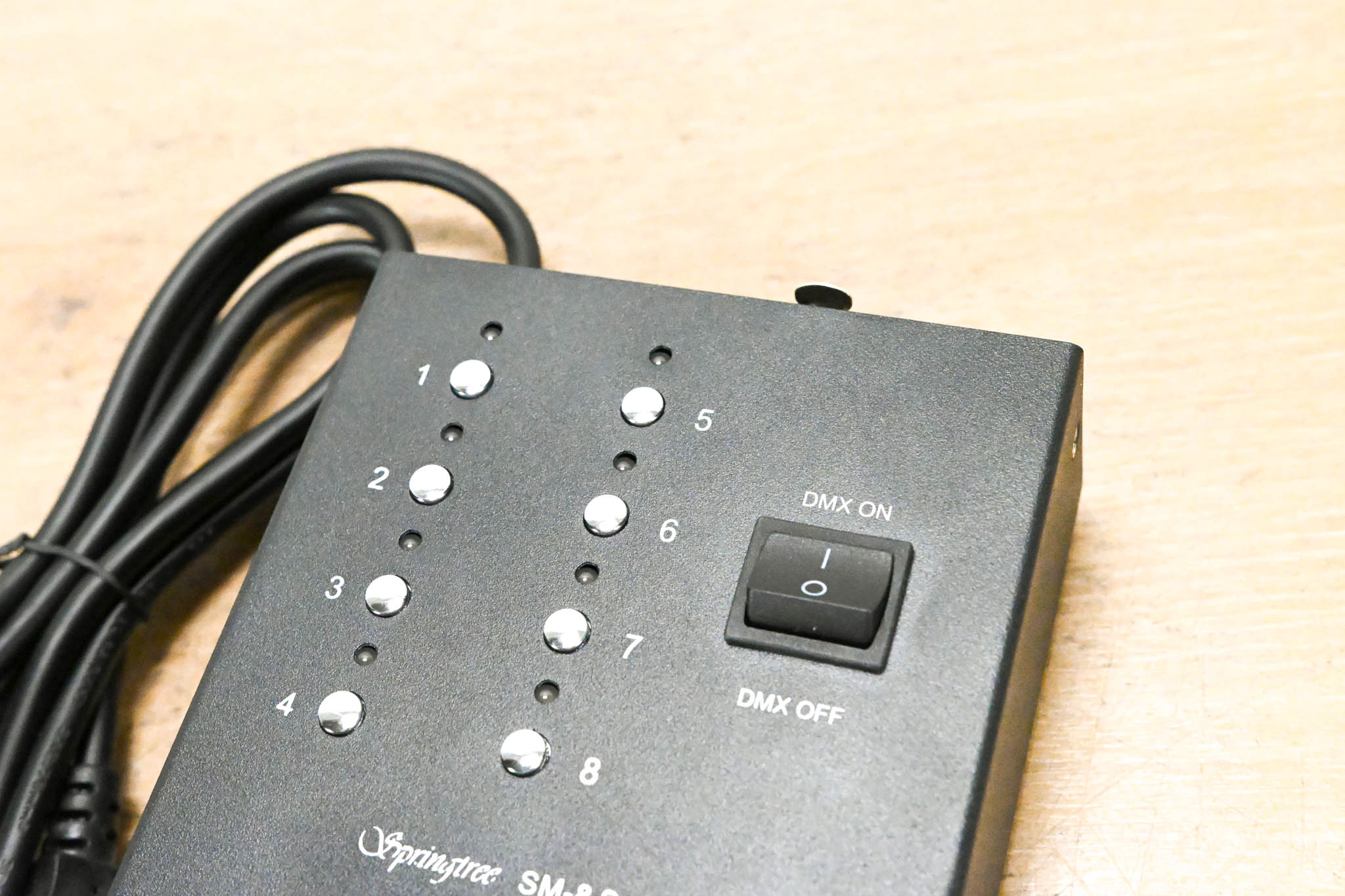 Springtree SM-8-Switch | DMX Desk Station