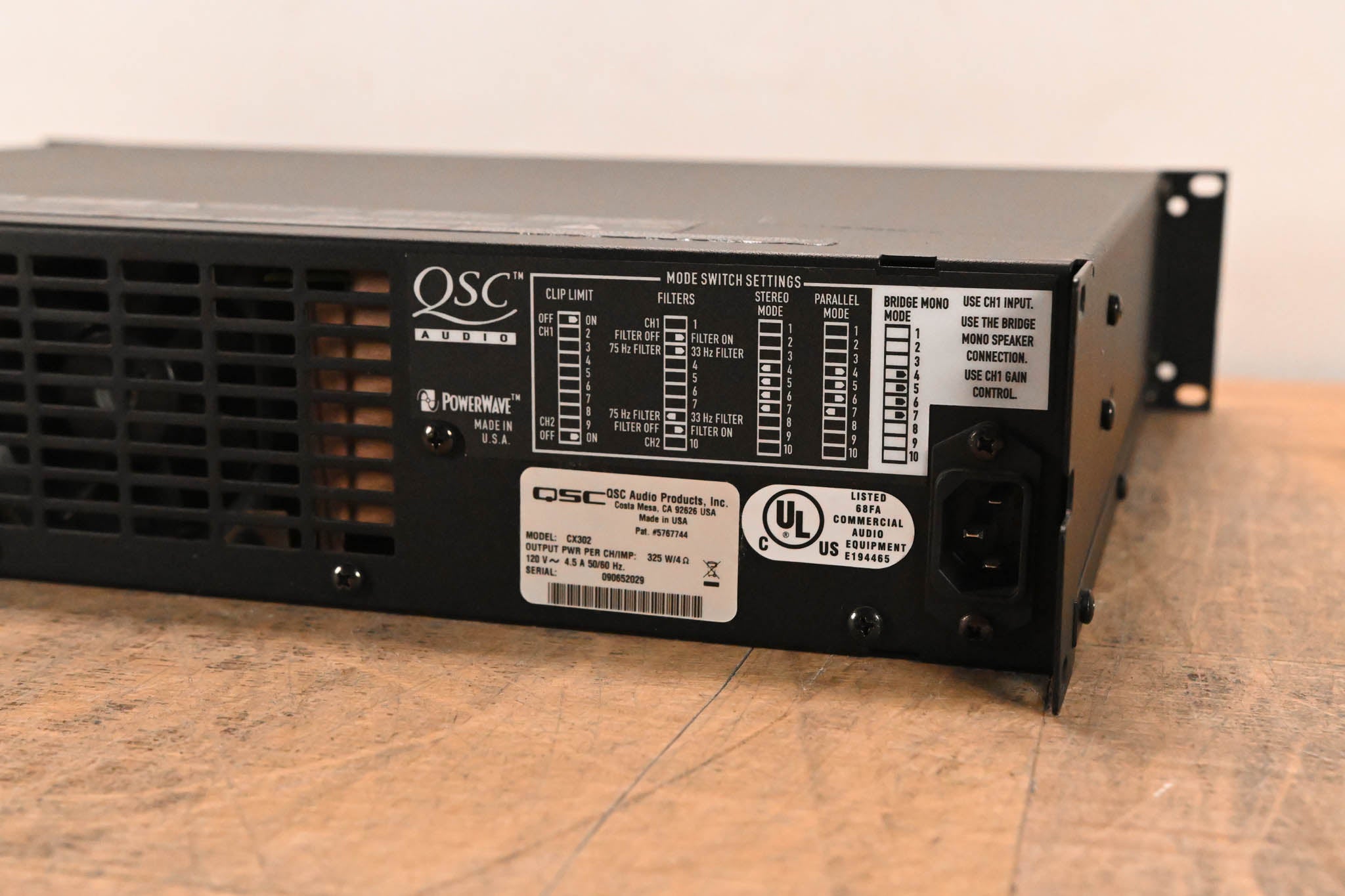 QSC CX302 2-Channel Power Amplifier
