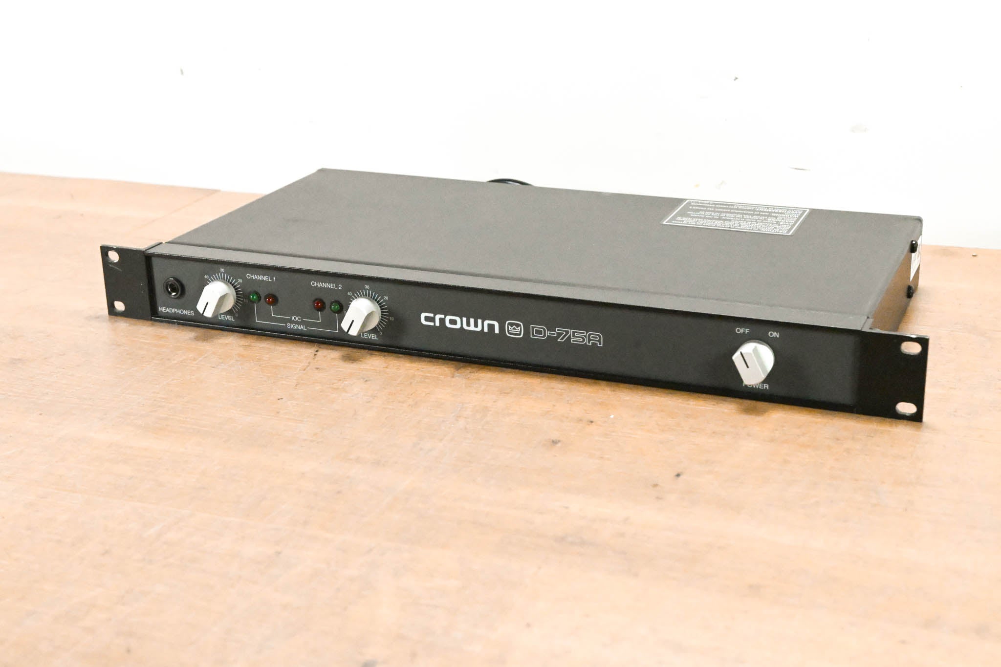 Crown D-75A 2-Channel Power Amplifier