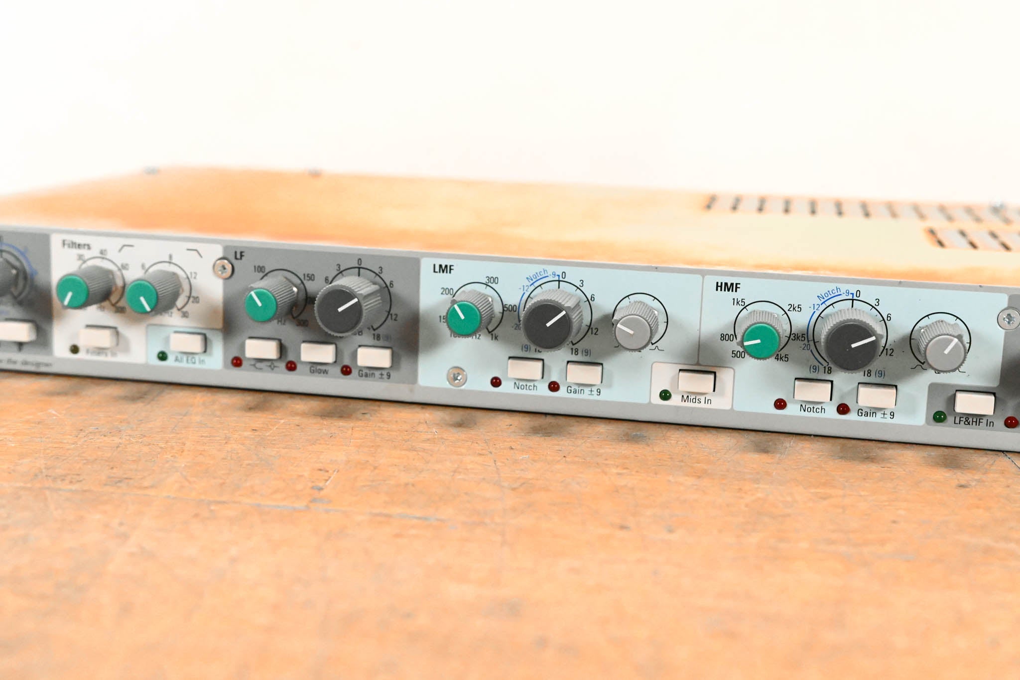 AMEK System 9098 EQ Dual-Channel Parametric EQ by Rupert Neve