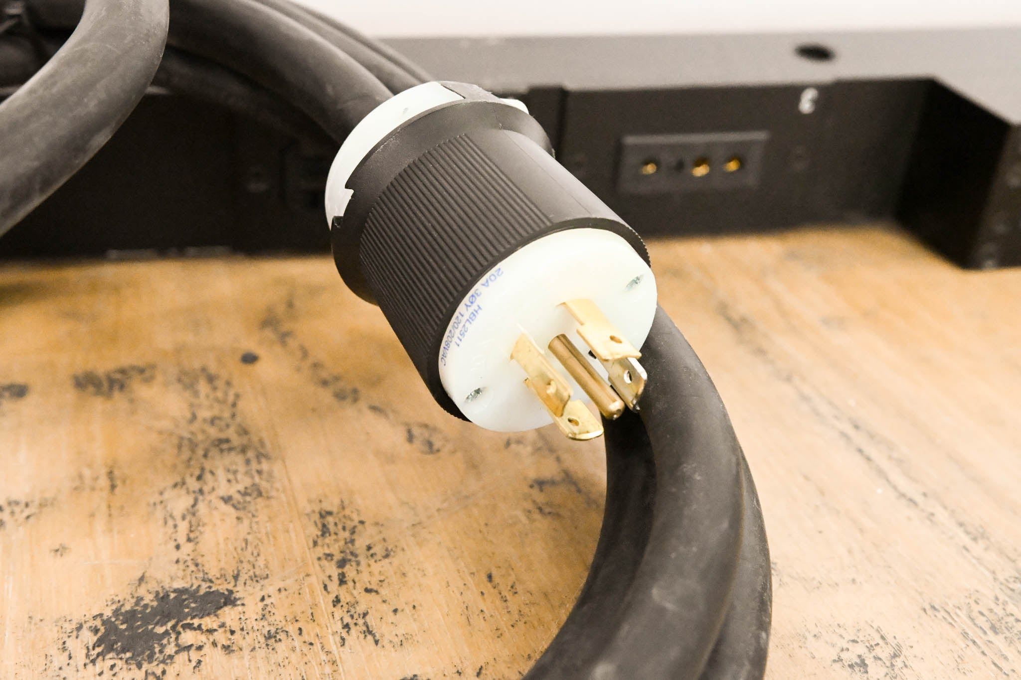 ETC SB6-10M 6 x 10A (1200W) SmartBar with Stage Pin Connectors