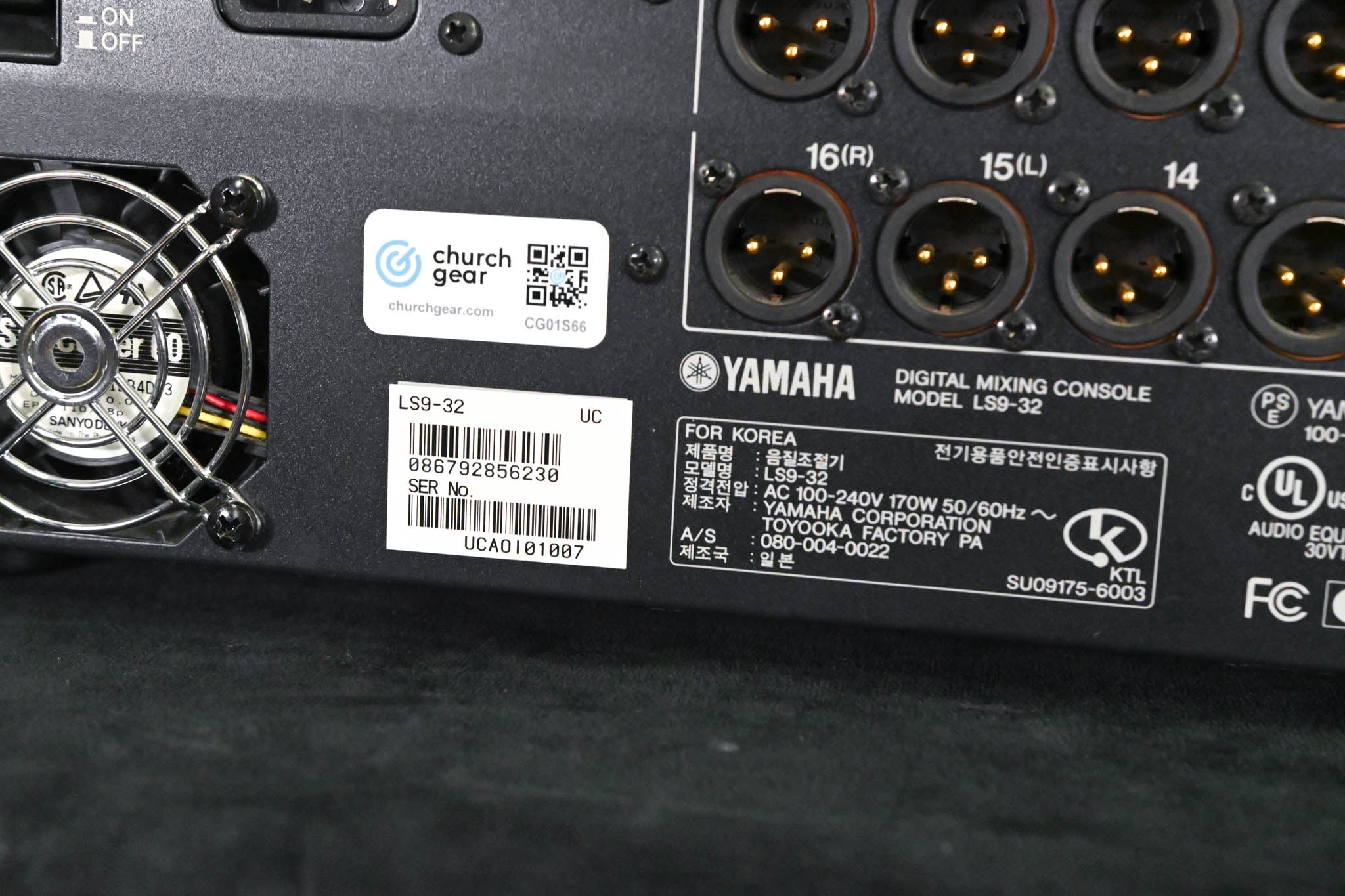 Yamaha LS9-32 32-Input Digital Mixing Console