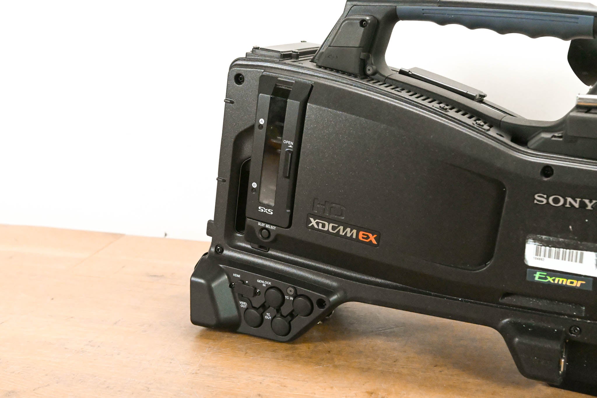 Sony PMW-320 XDCAM EX Camcorder with CBK-VF01 Viewfinder