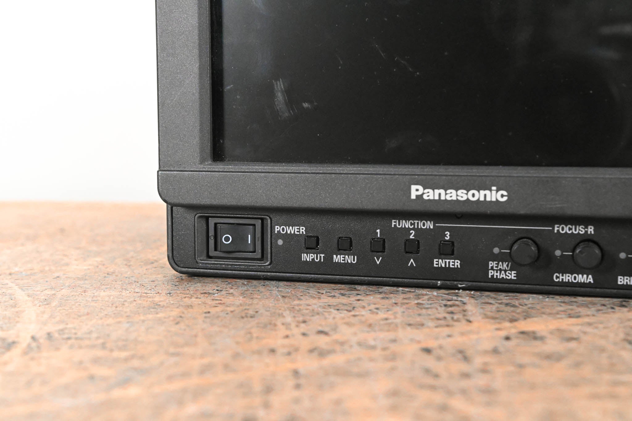 Panasonic BT-LH80WP 7.9