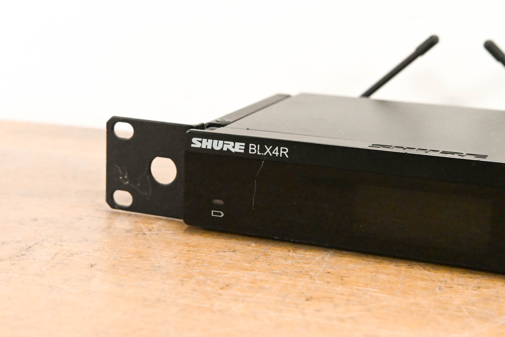 Shure BLX4R Rack-Mountable Wireless Receiver - H10 Band NO POWER SUPPLY