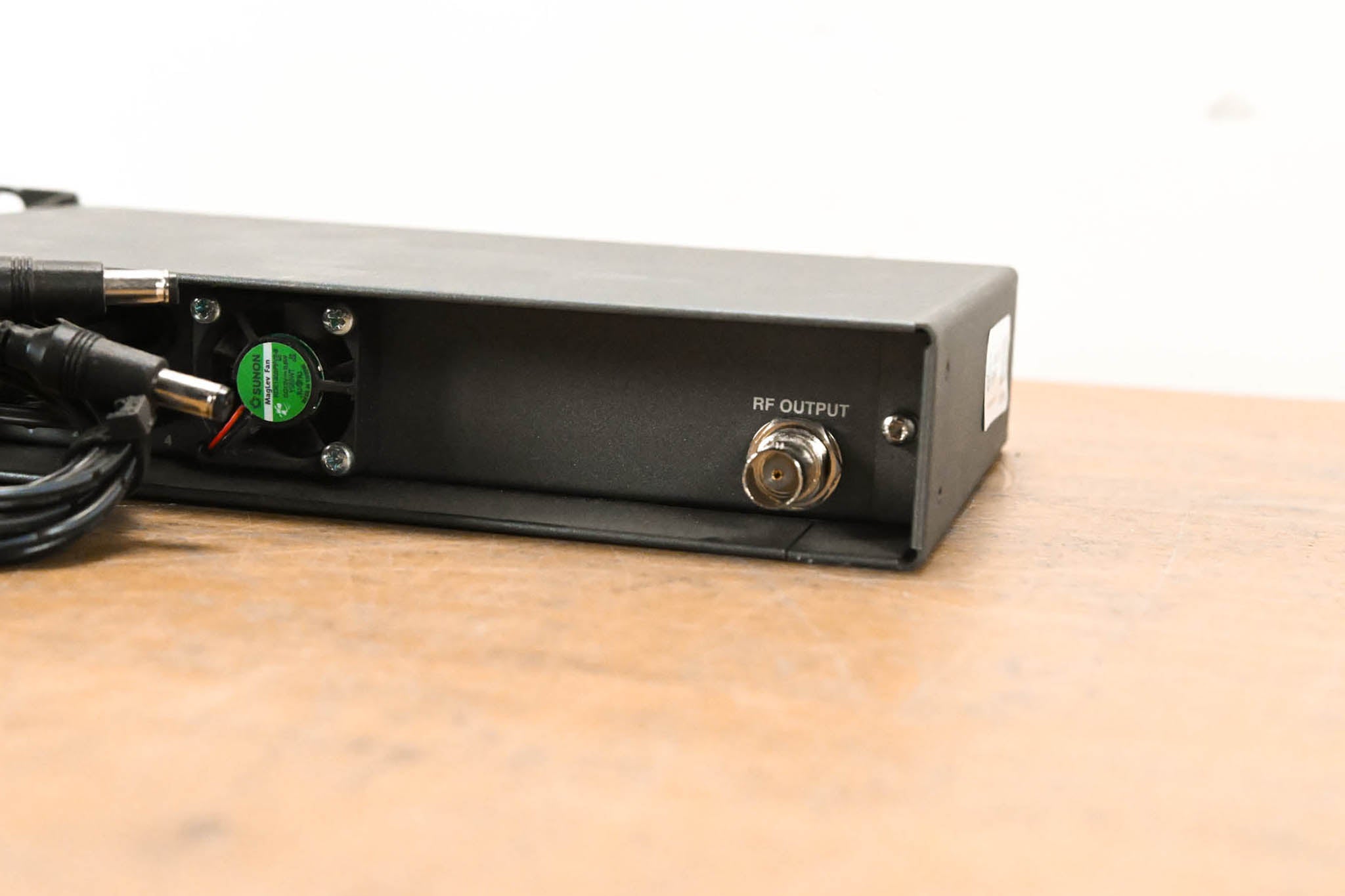 Sennheiser AC2 RF Combiner 500-870 MHz (NO POWER SUPPLY)
