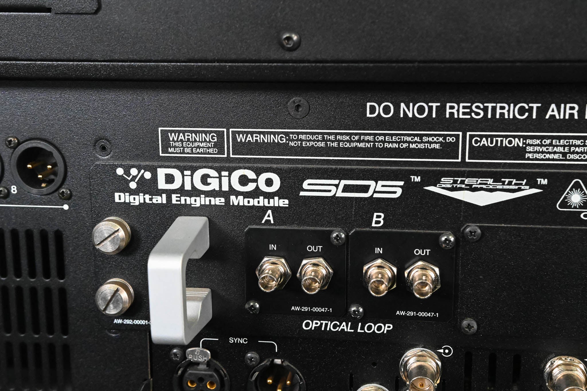 DiGiCo SD5 Digital Mixing Console w/ Waves Card, ST Optical & Road Case