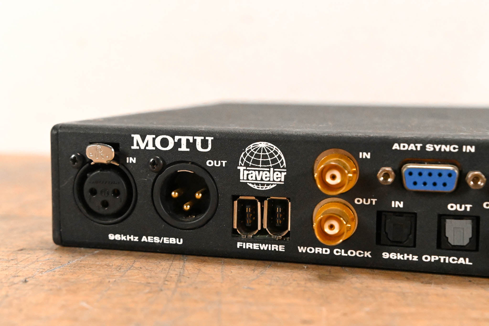 MOTU Traveler Mk1 FireWire Audio Interface (NO POWER SUPPLY)