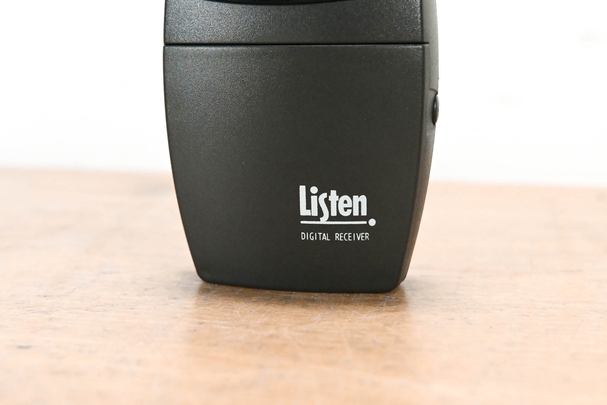 Listen Technologies LR-300-072 Portable Digital RF Receiver (72 MHz)