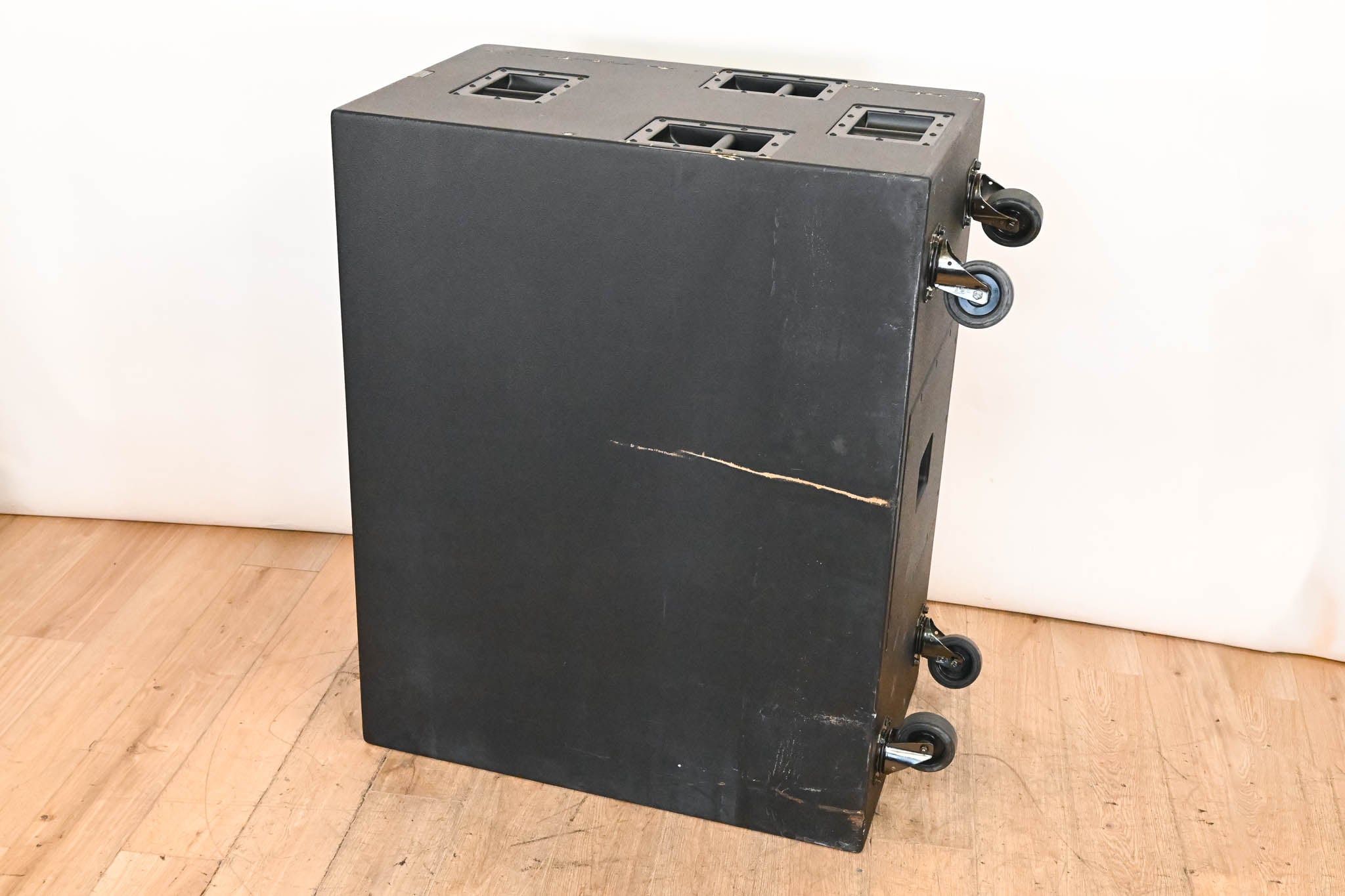 d&b audiotechnik B2-SUB 2 x 18" Passive Subwoofer