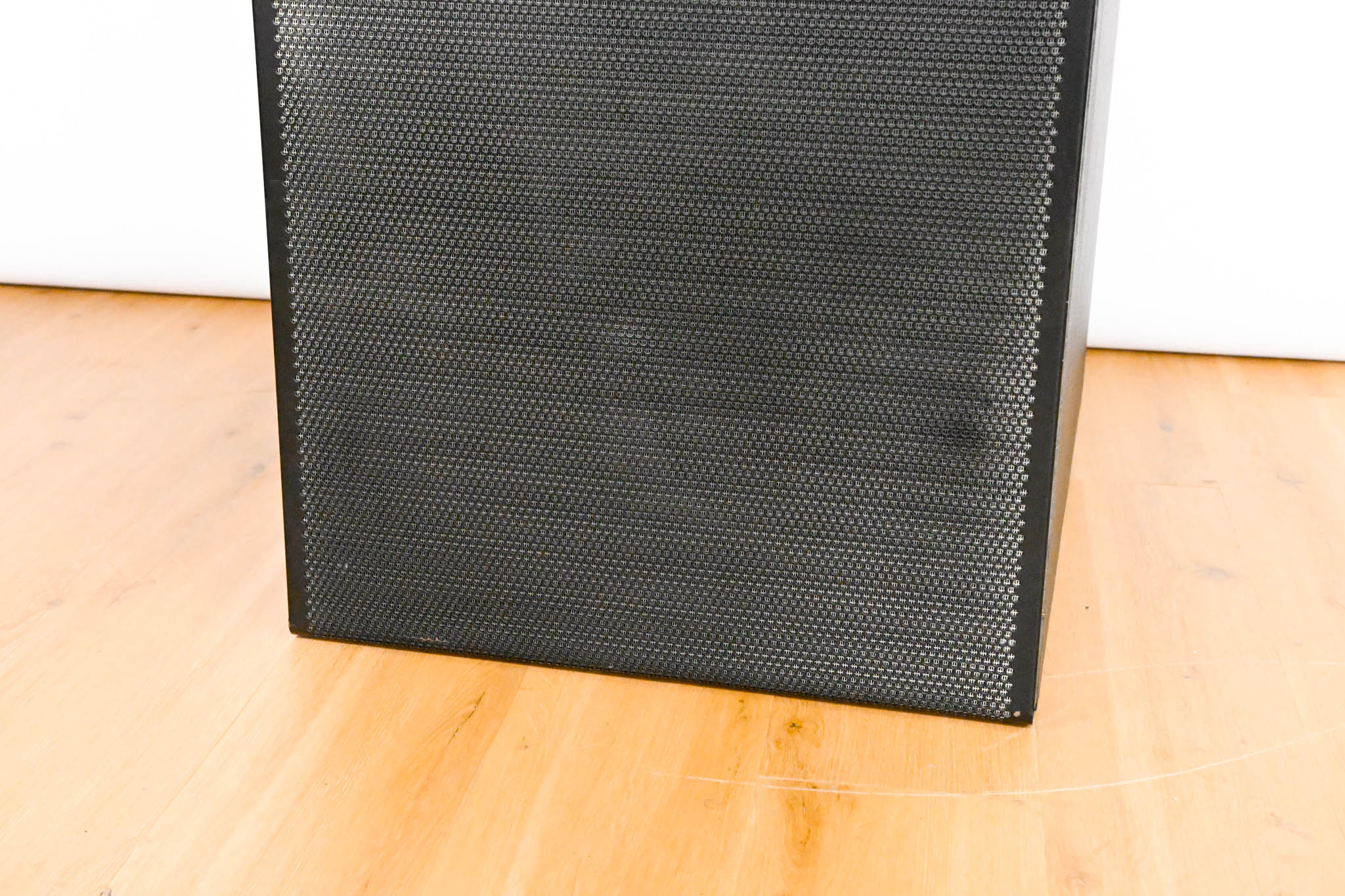 Electro-Voice (EV) EVA-2151D Dual 15" Passive Line Array Subwoofer