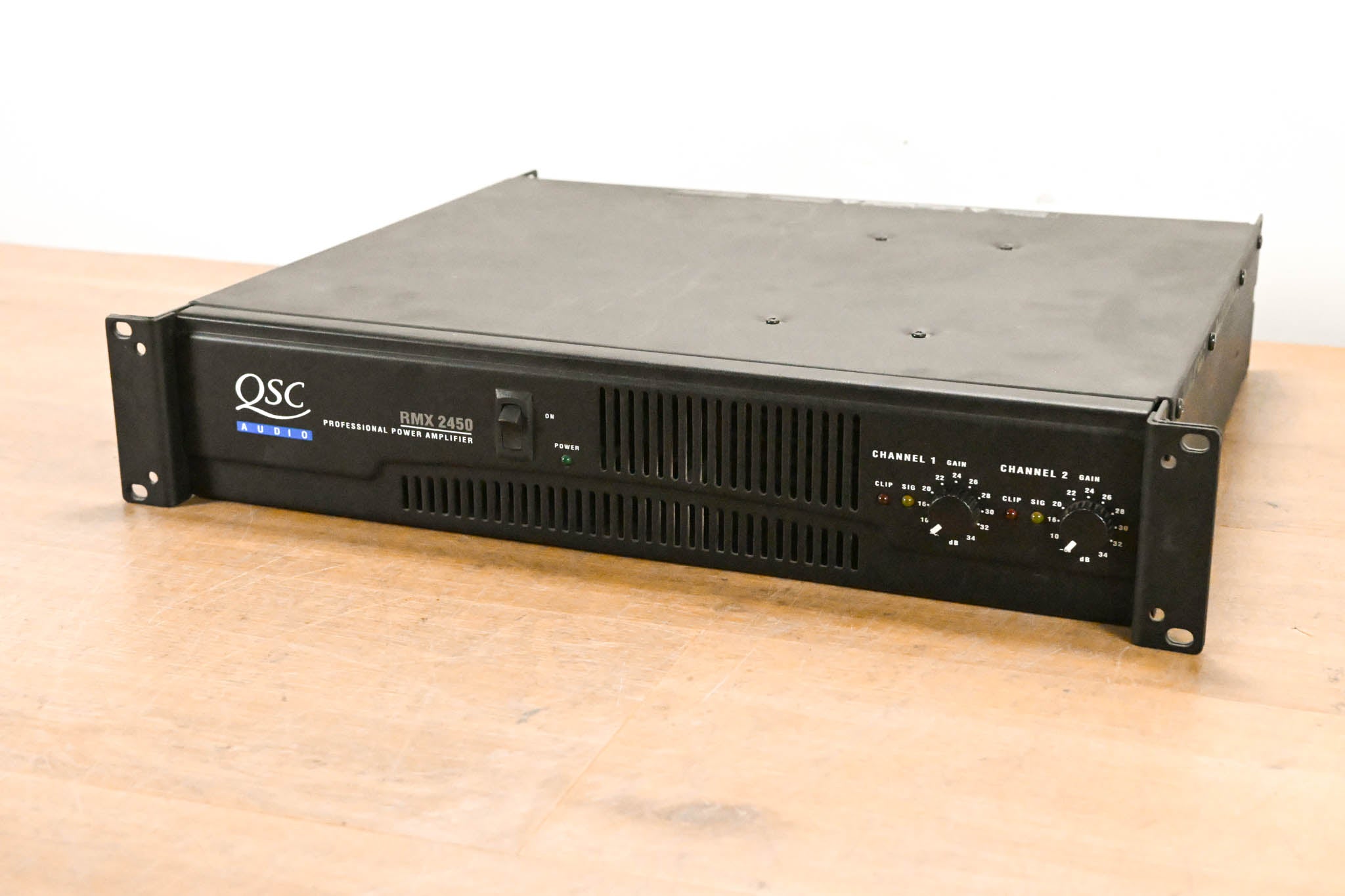QSC RMX2450 2-Channel Power Amplifier