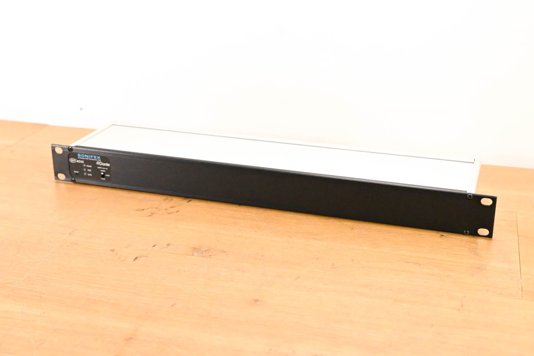 Sonifex AVN-AO16 16-Output Rackmount Dante Interface w/ PoE