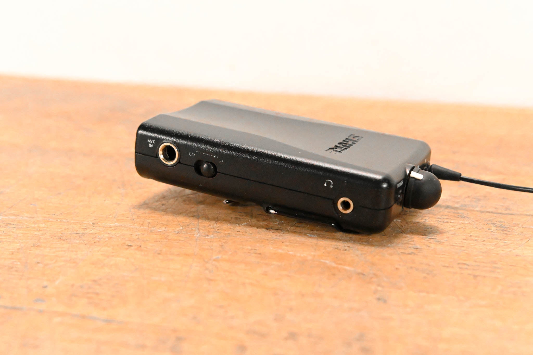 Shure PSM200 In-Ear Personal Monitoring System - H2 Band NO POWER SUPPLY