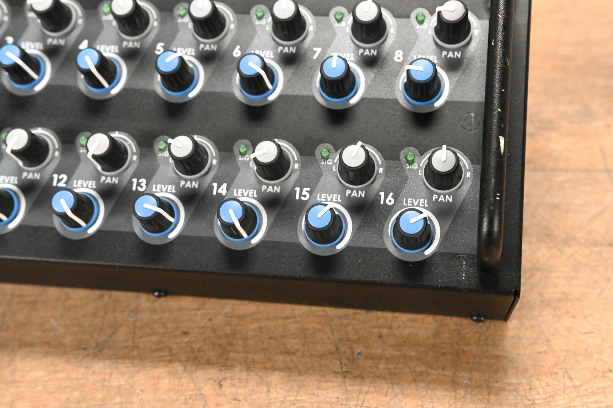 Elite Core PM-16 Personal Monitor Mixer