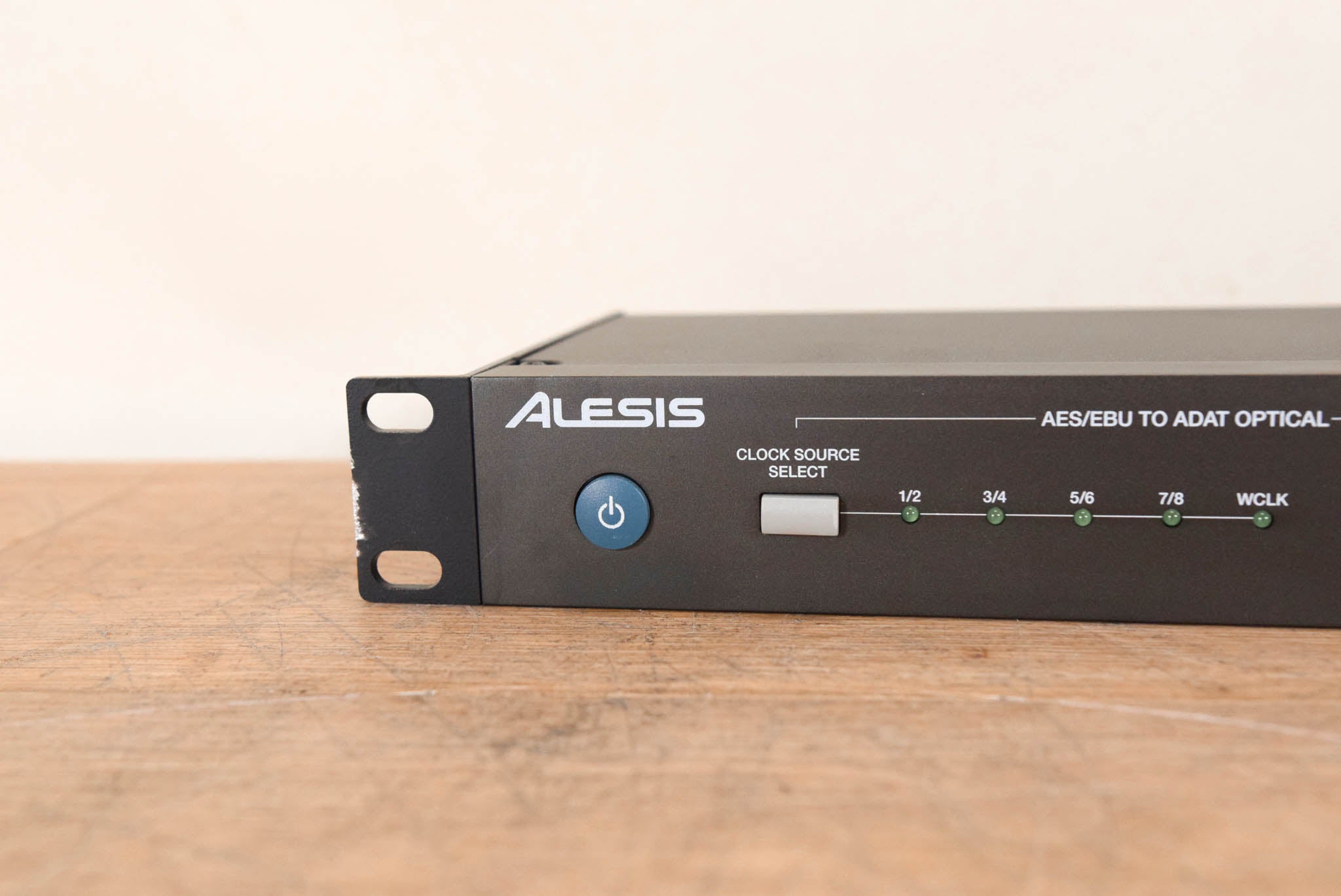 Alesis AI4 8-Channel AES EBU to Optical Interface