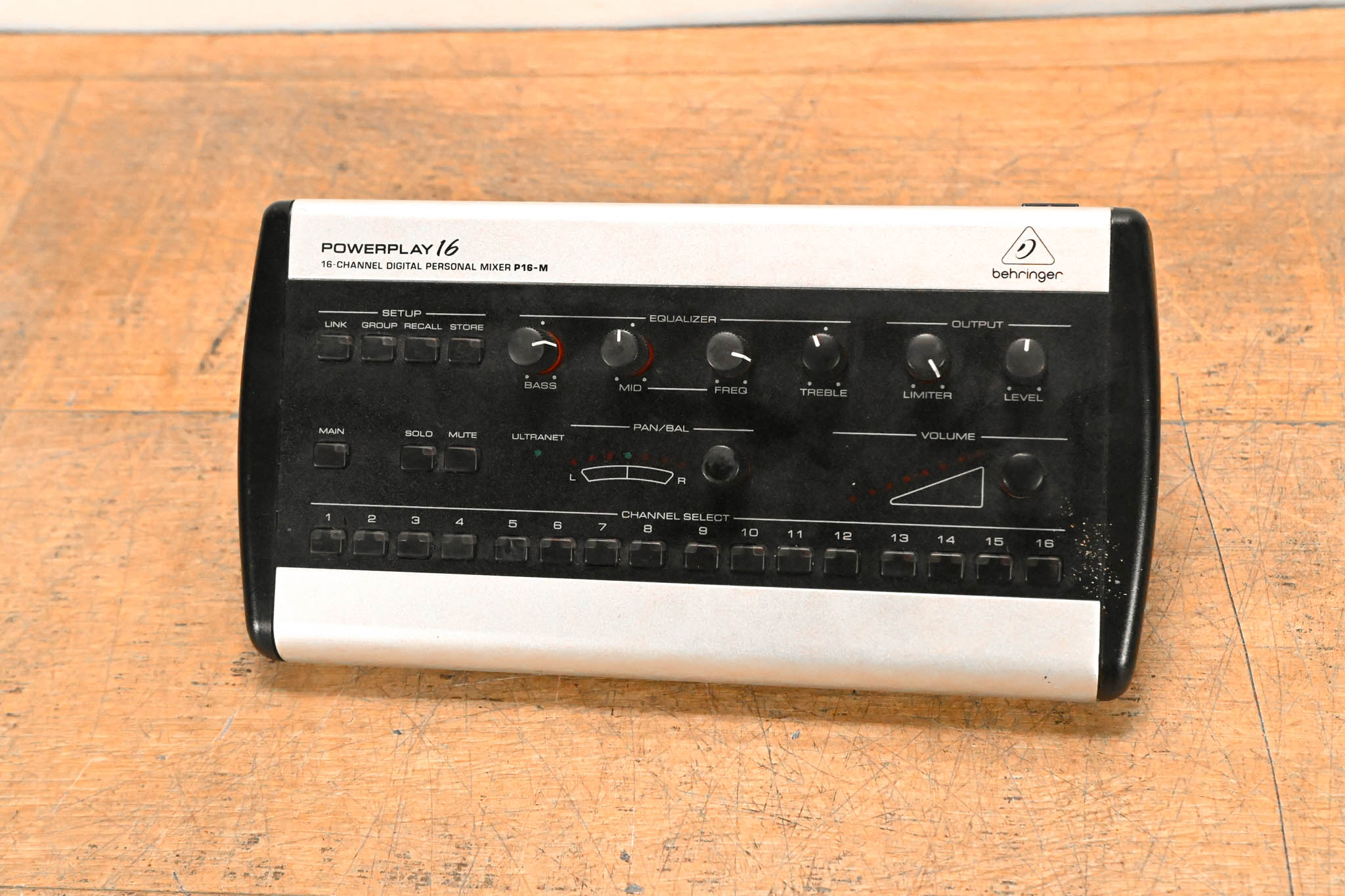 Behringer Powerplay P16-M 16-Channel Digital Personal Mixer