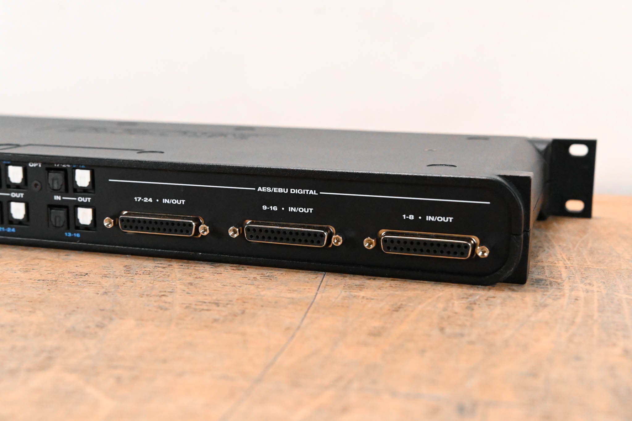 MOTU 112D 112x112 Thunderbolt / USB 2.0 Audio Interface