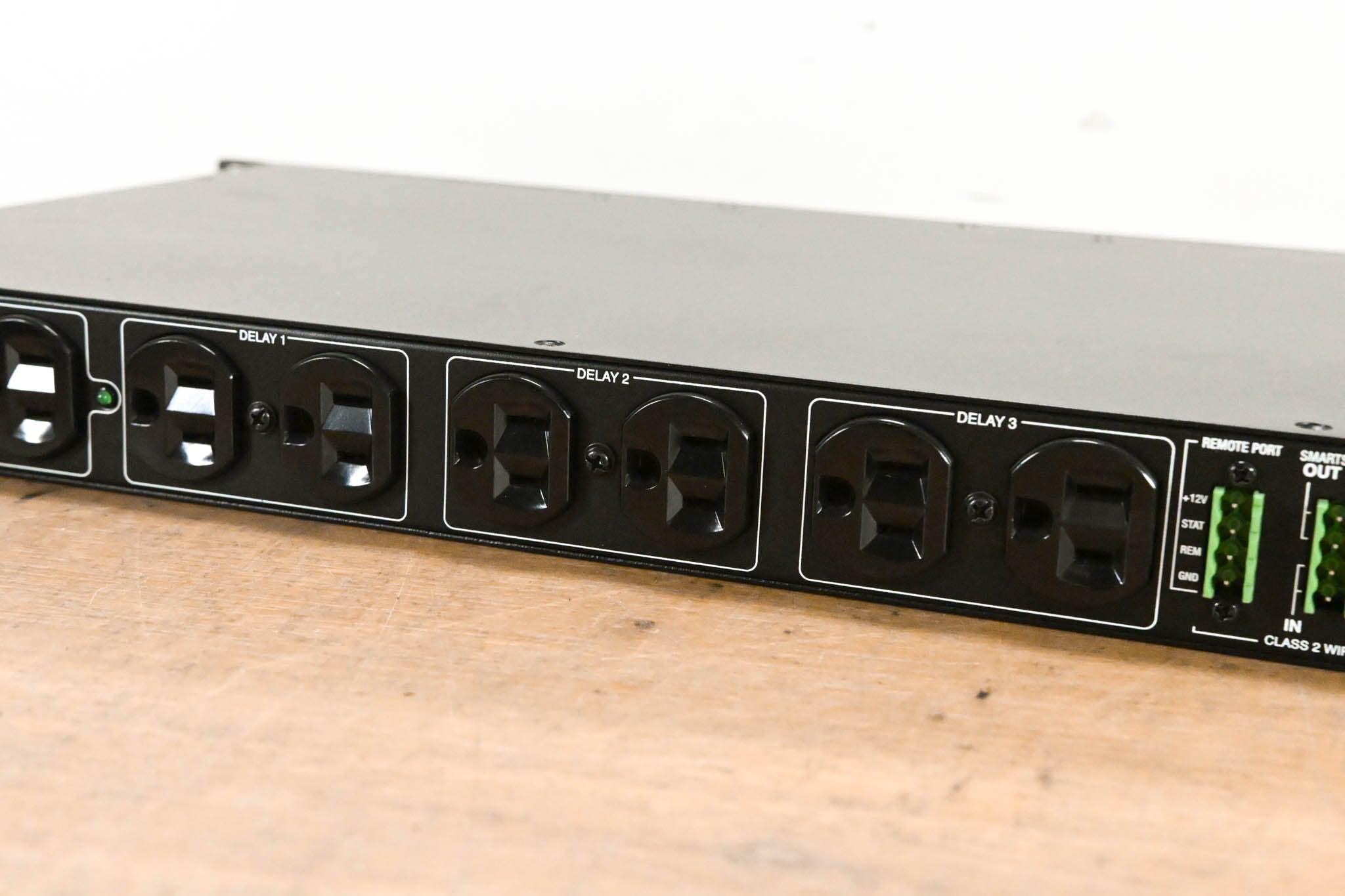 Furman CN-1800S 15A Power Conditioner with SmartSequencing