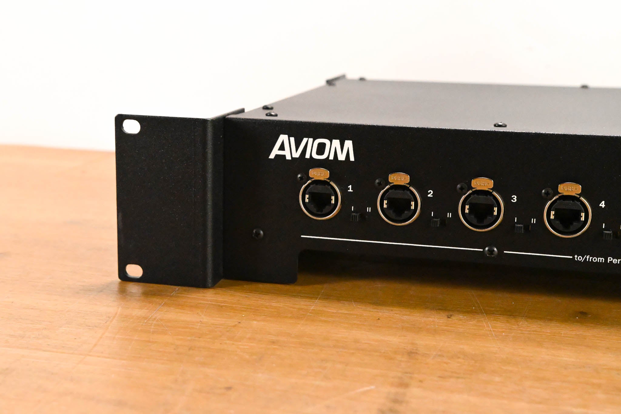 Aviom D800 A-Net Distributor
