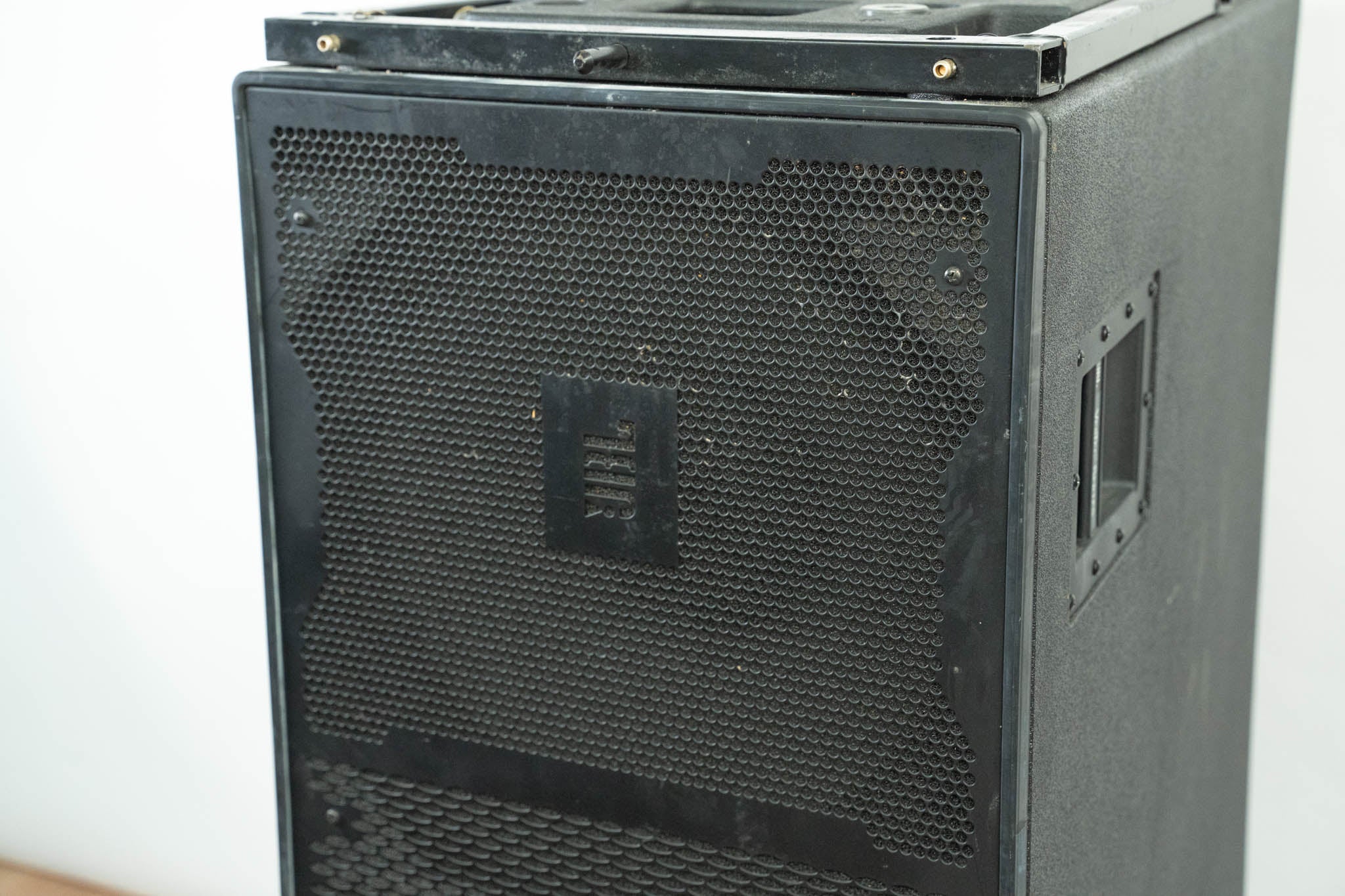 JBL VT4880 Dual 18" Subwoofer Line Array Element