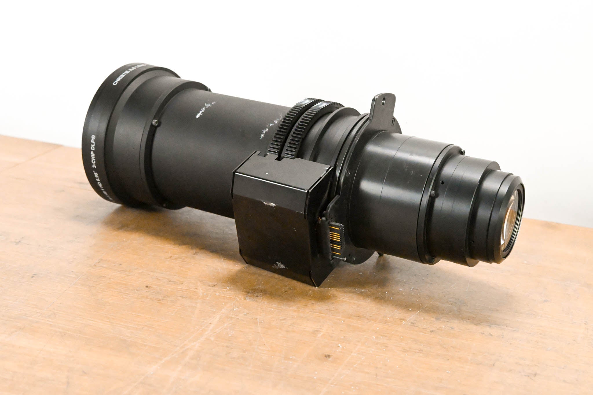 Christie ILS LENS 1.25-1.6:1 SX+/1.16-1.49:1 HD 0.95 3-Chip DLP Lens
