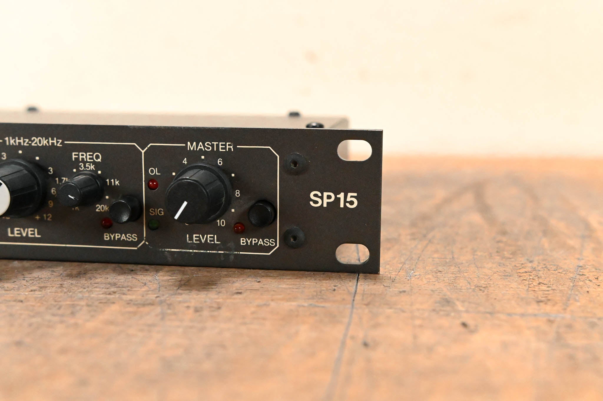 Rane SP 15 5-Band Parametric Equalizer