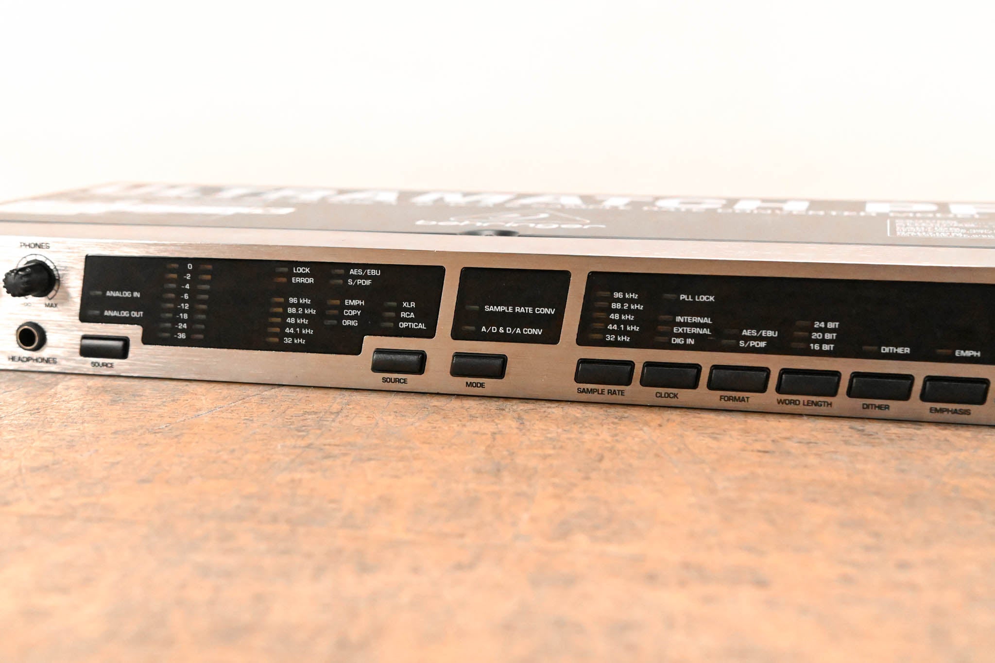 Behringer ULTRAMATCH PRO SRC2496 Sample Rate Converter