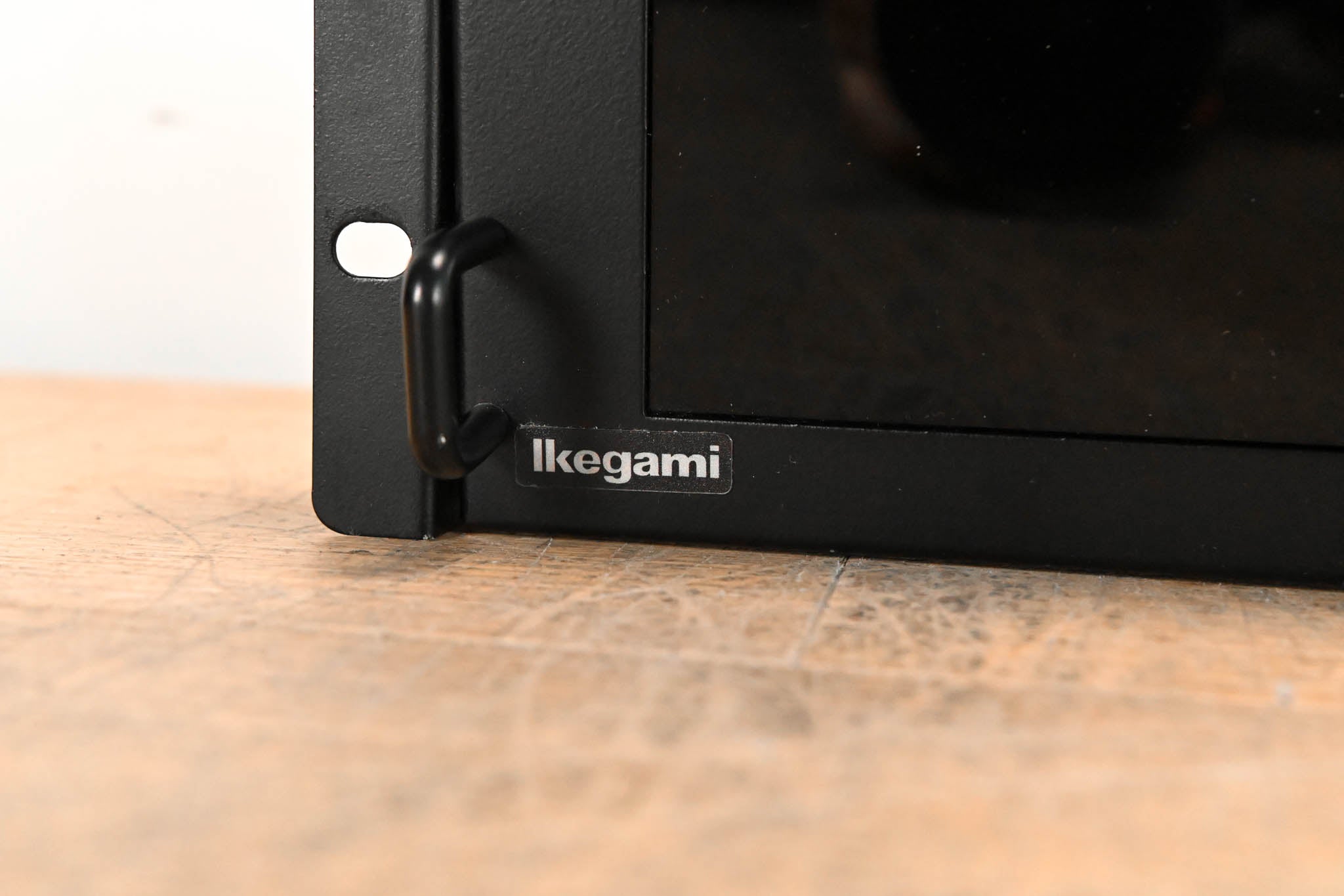 Ikegami HLM-7002WR 7" Dual HDTV/SDTV Multi-Format LCD Monitor (NO PSU)