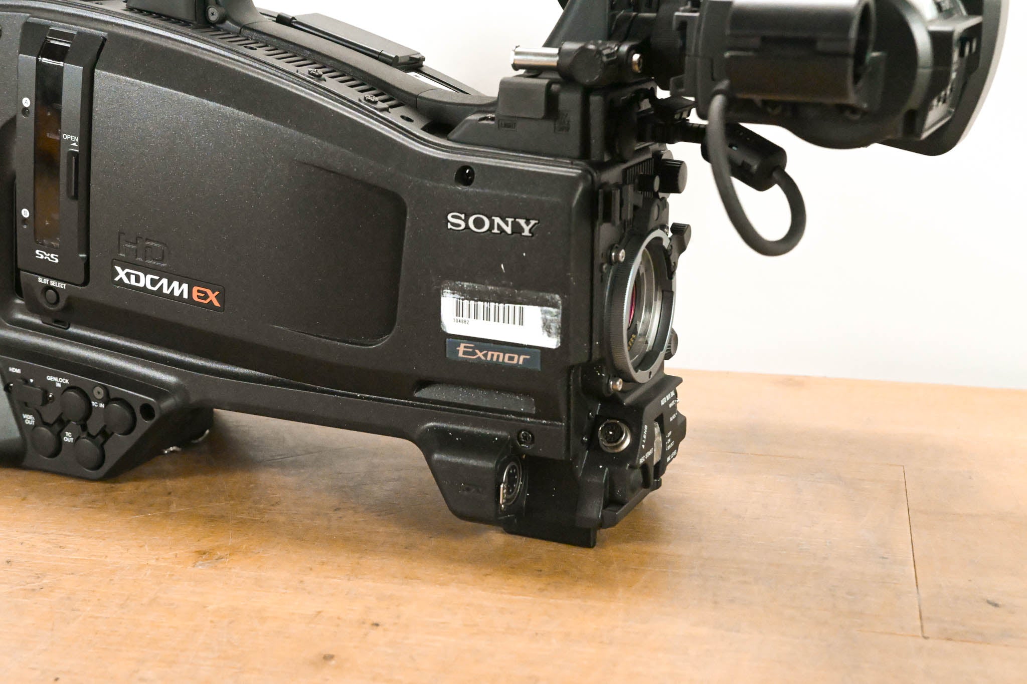 Sony PMW-320 XDCAM EX Camcorder with CBK-VF01 Viewfinder