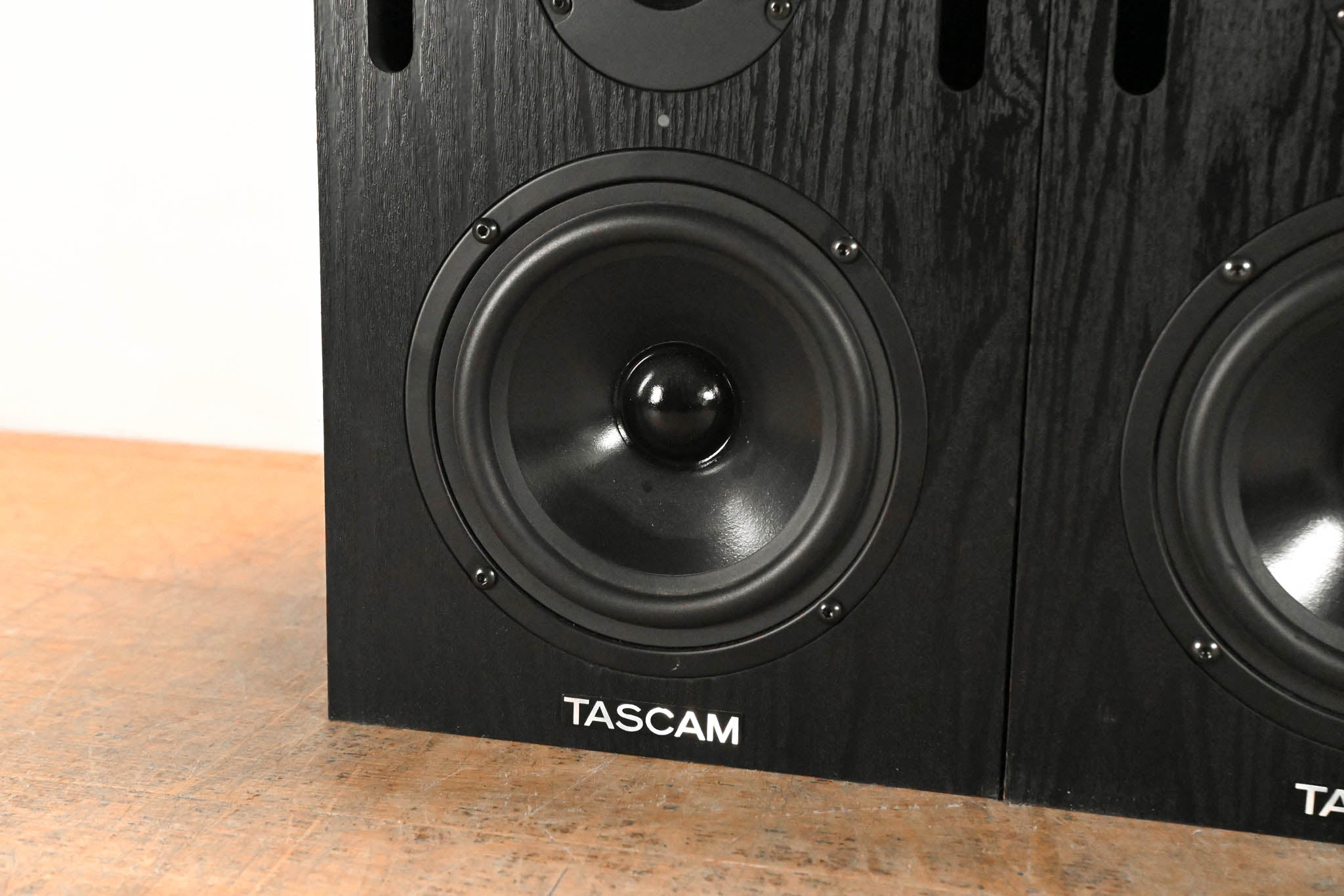 TASCAM VL-X5 Bi-Amplified Nearfield Studio Monitor (PAIR)