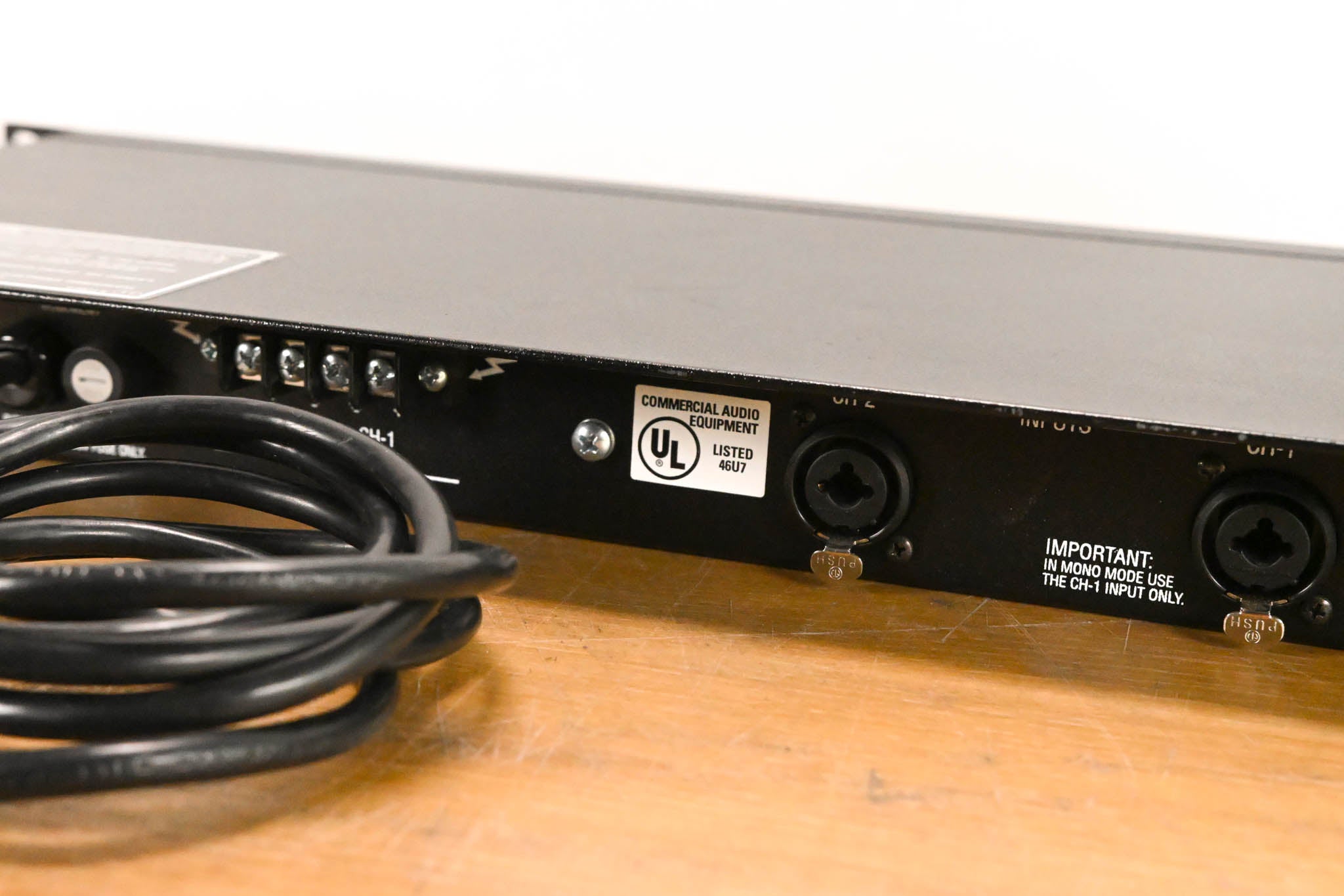 Crown D-75A 2-Channel Power Amplifier