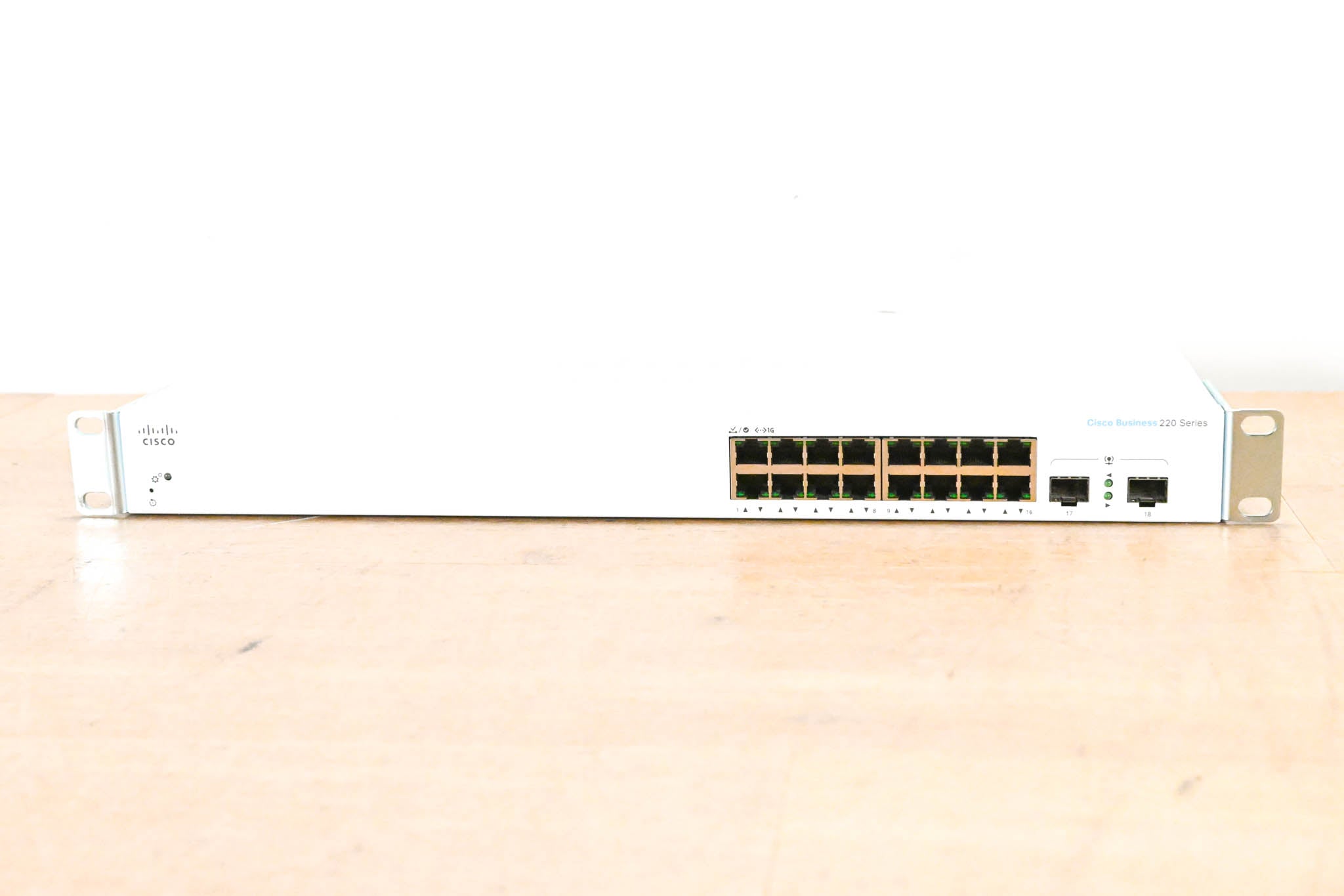 Cisco CBS220-16T-2G 16-Port Gigabit Smart Switch