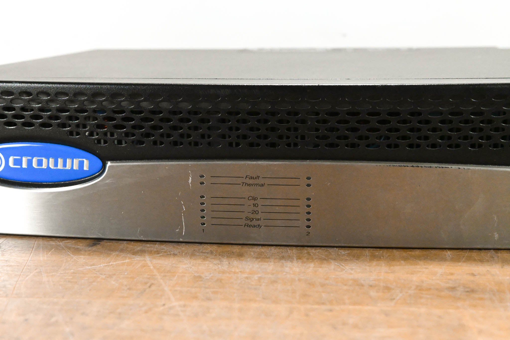 Crown CTs 600 Two-Channel 300W Power Amplifier