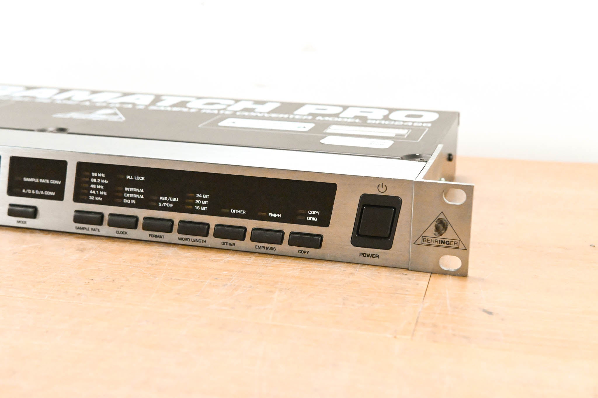Behringer ULTRAMATCH PRO SRC2496 Sample Rate Converter