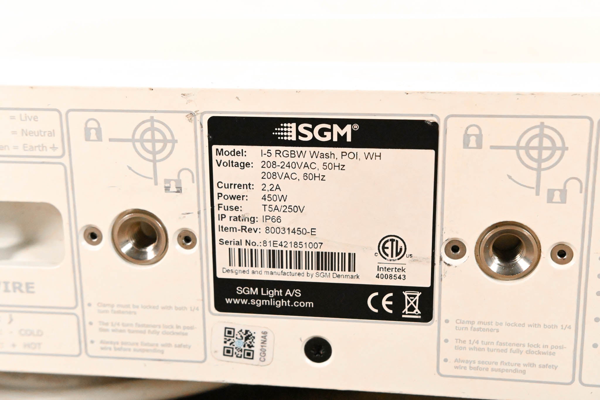 SGM i·5 RGBW POI Outdoor LED Wash Light