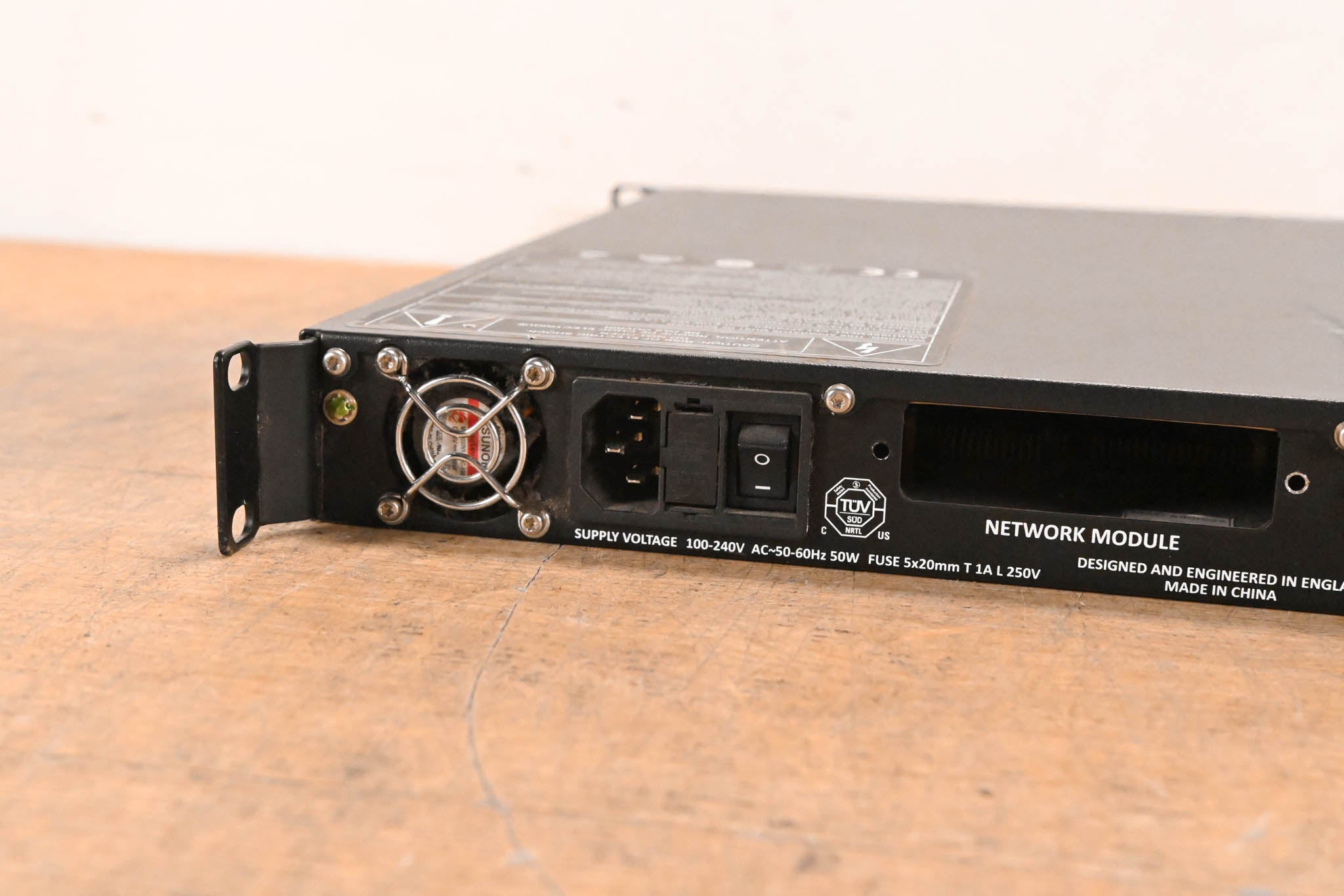 Klark Teknik DN9650 Digital Audio Network Bridge