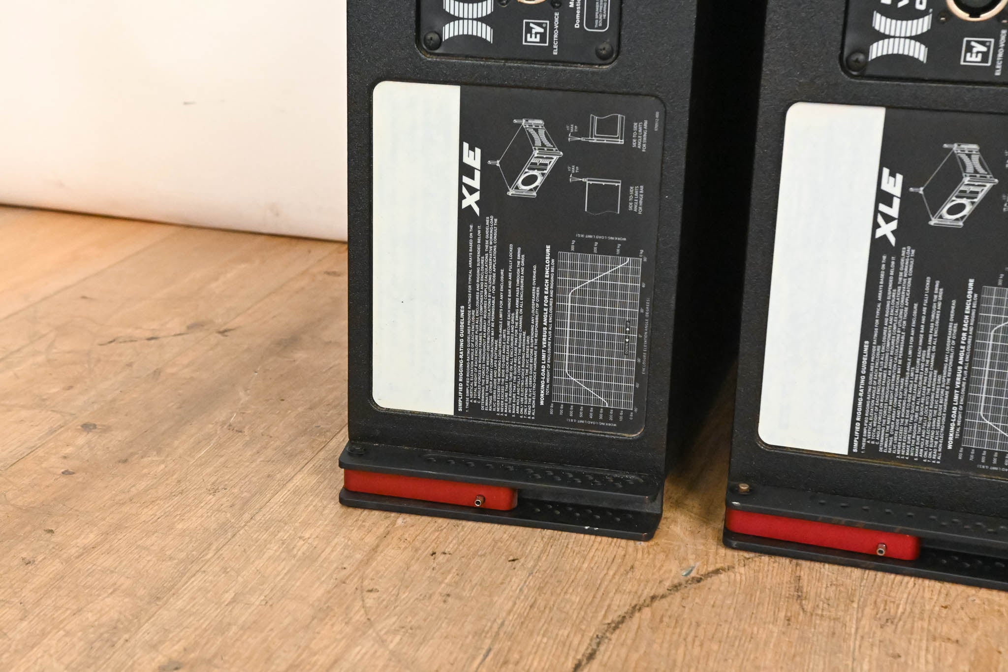 Electro-Voice (EV) XLE181 8" 2-Way Passive Line Array Speaker (PAIR)