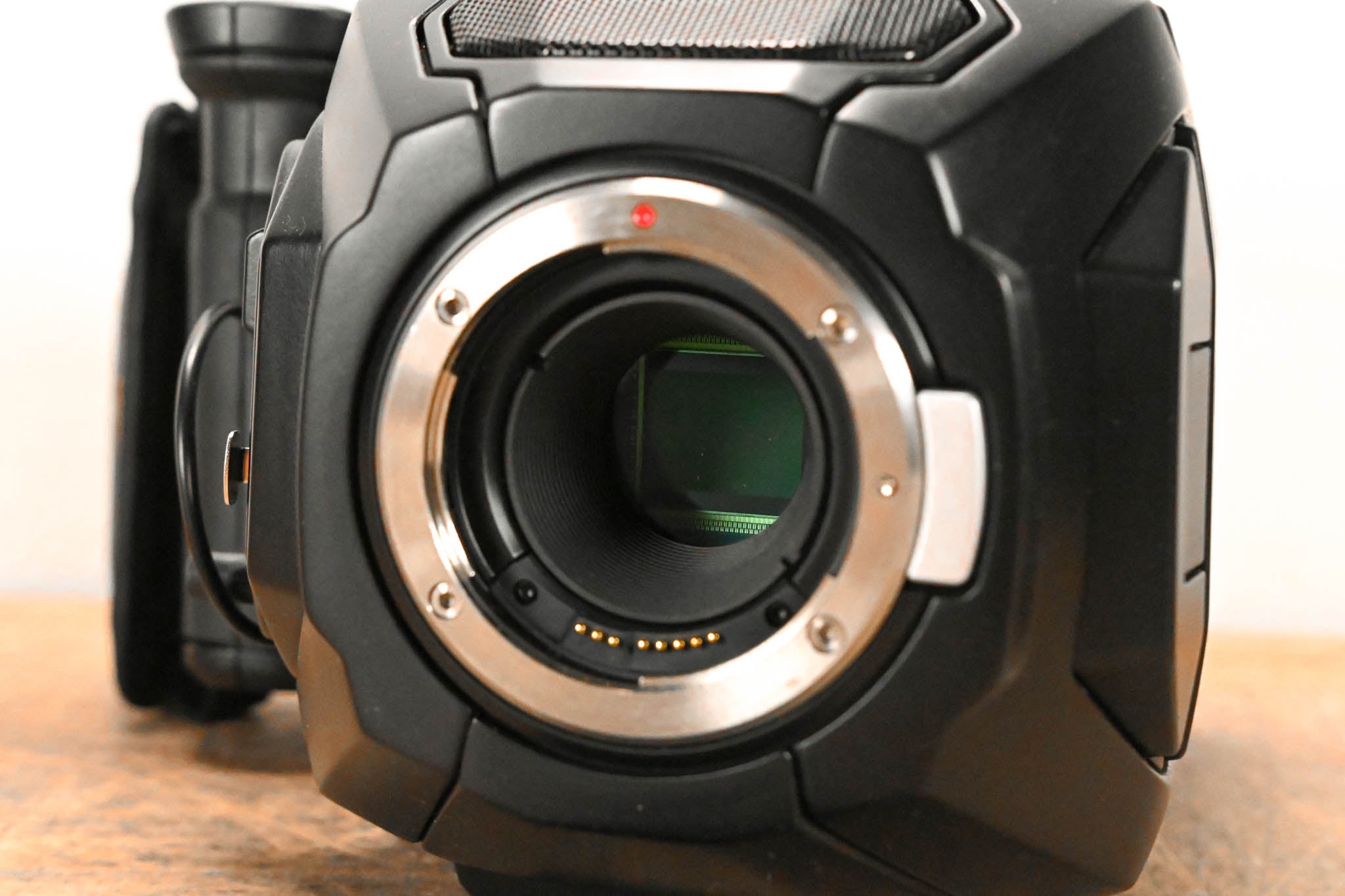 Blackmagic Design Ursa Mini 4K Digital Cinema Camera (PL Mount)