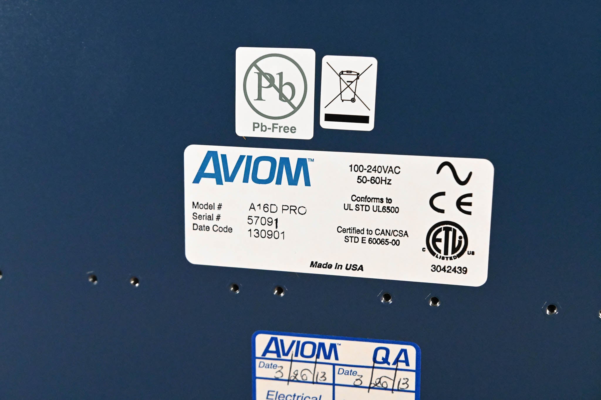 Aviom A-16D Pro A-Net Distributor