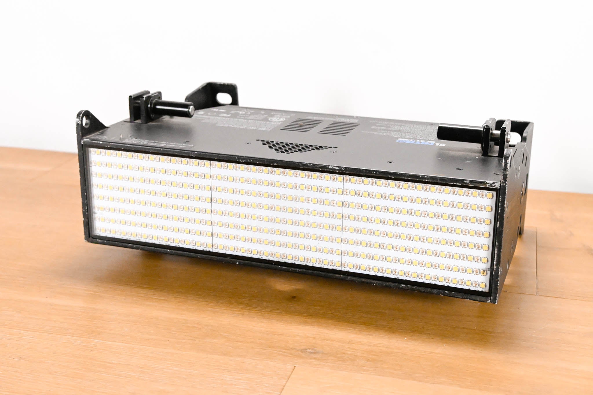 Philips Showline SL Nitro 510C RGBW LED Strobe Light
