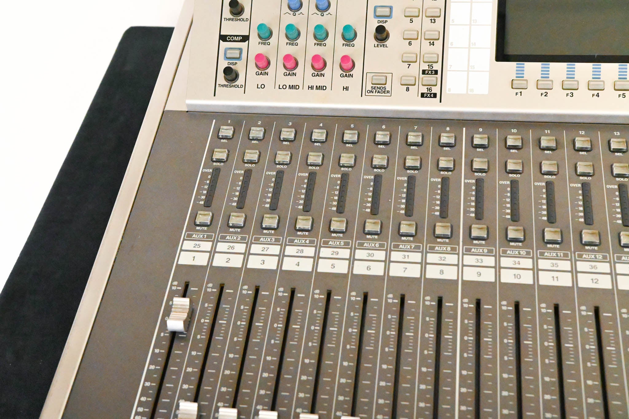 Roland M-400 48-Channel Live Digital Mixing Console