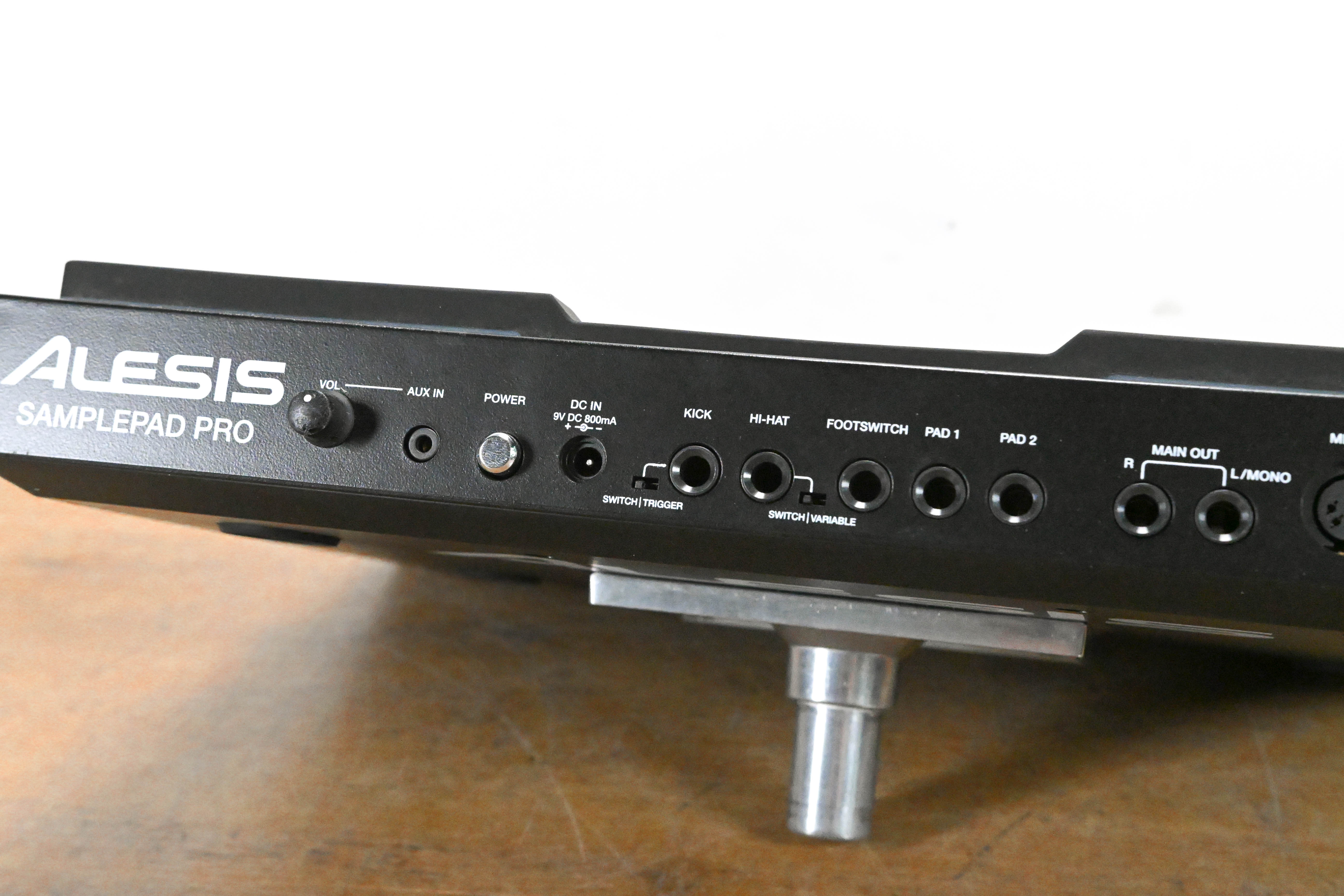 Alesis SAMPLEPAD PRO Percussion and Sample Instrument (NO POWER SUPPLY)