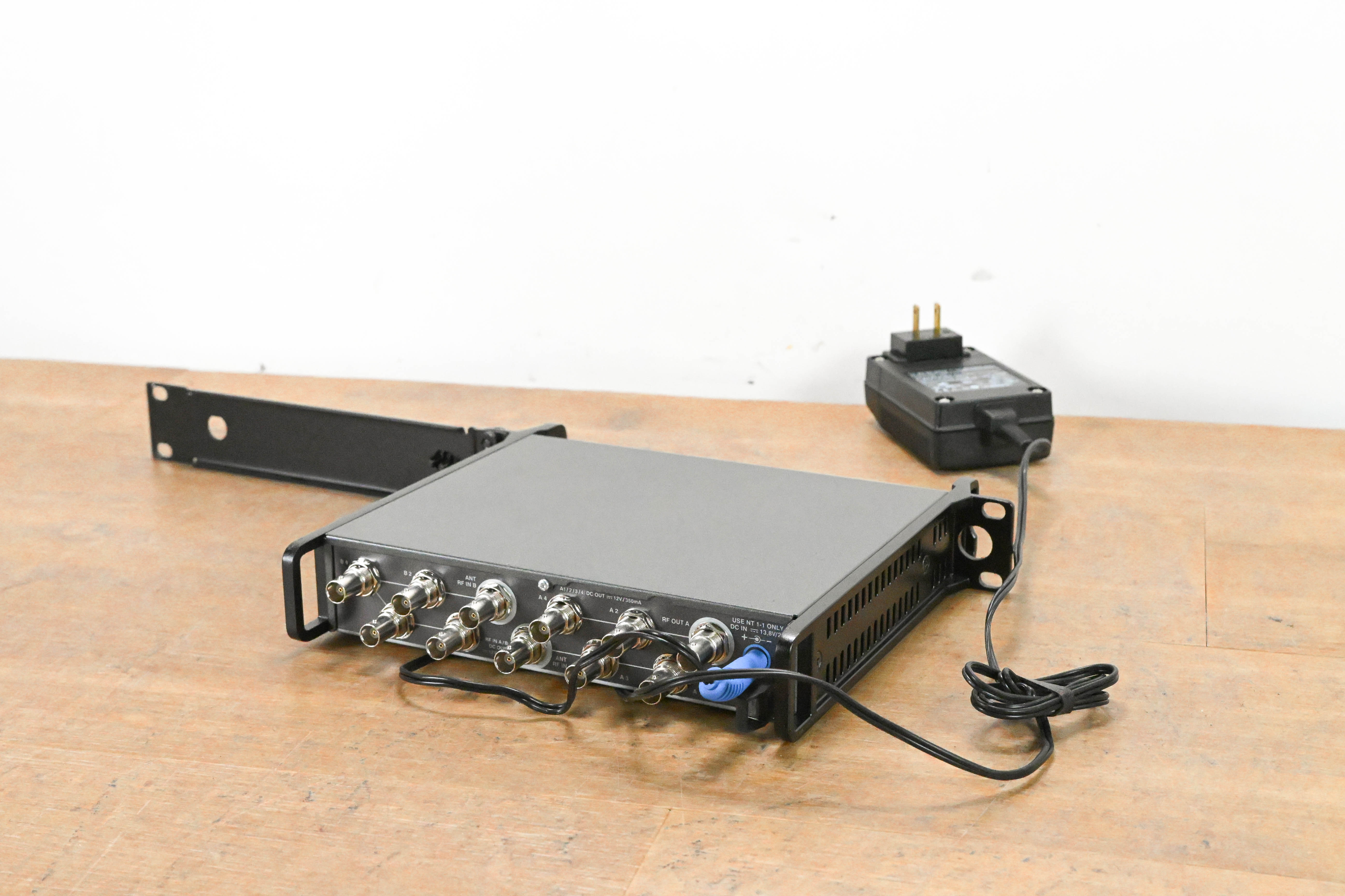 Sennheiser ASA 1 Active Antenna Splitter - 500-870 MHz