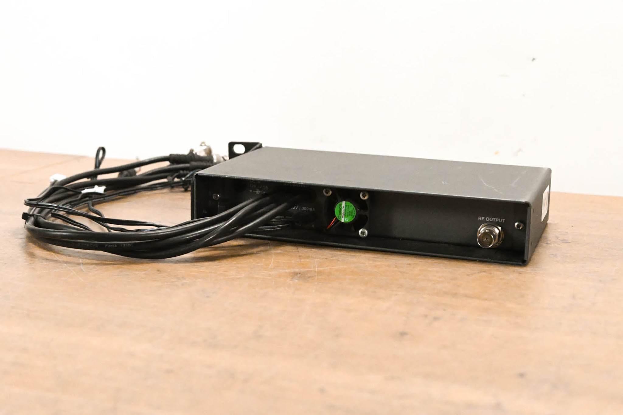 Sennheiser AC2 RF Combiner 500-870 MHz (NO POWER SUPPLY)