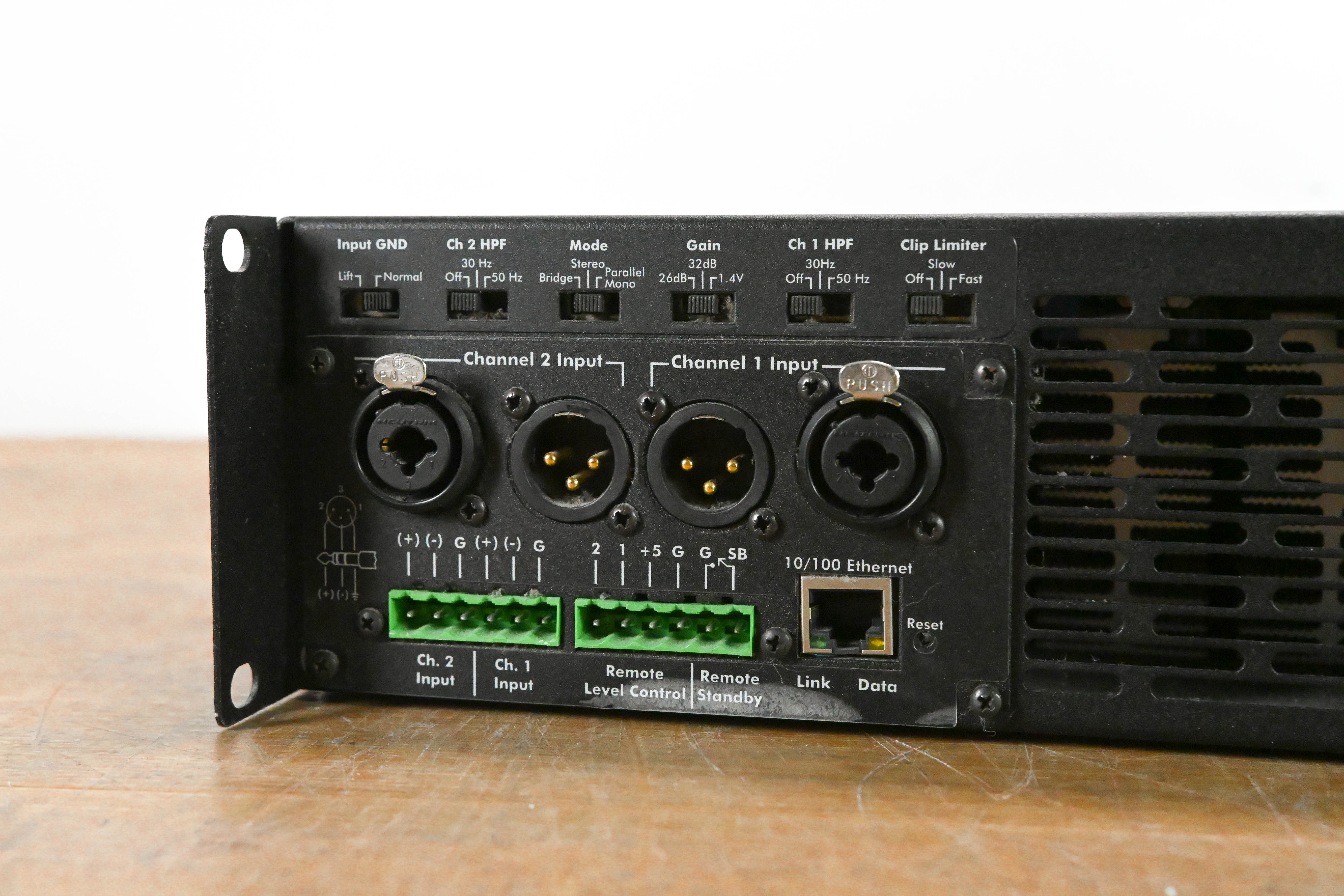Ashly PE-3800 2-Channel Protea-Enabled 1900W Power Amplifier