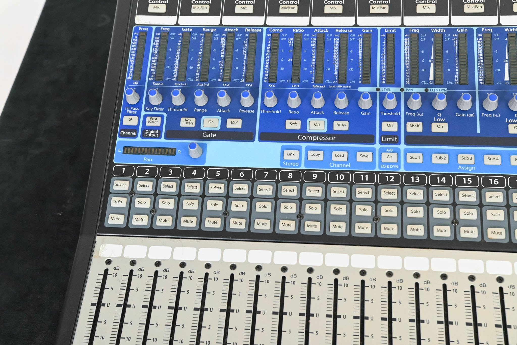 PreSonus StudioLive 32.4.2AI 32-Channel Digital Mixer