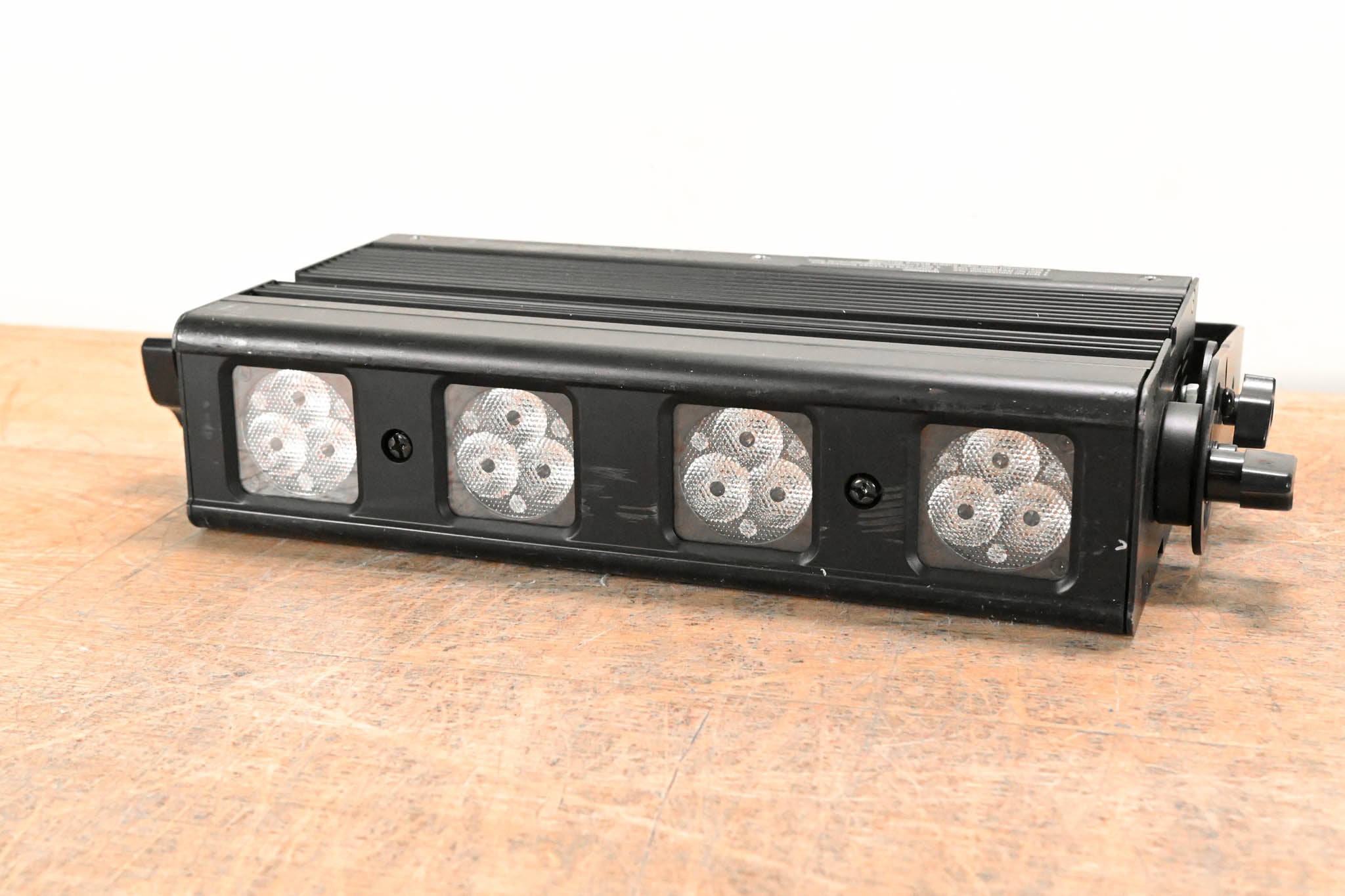 Elation Design LED 36 TRI Brick 12 x Tri Color 3W LED Fixture