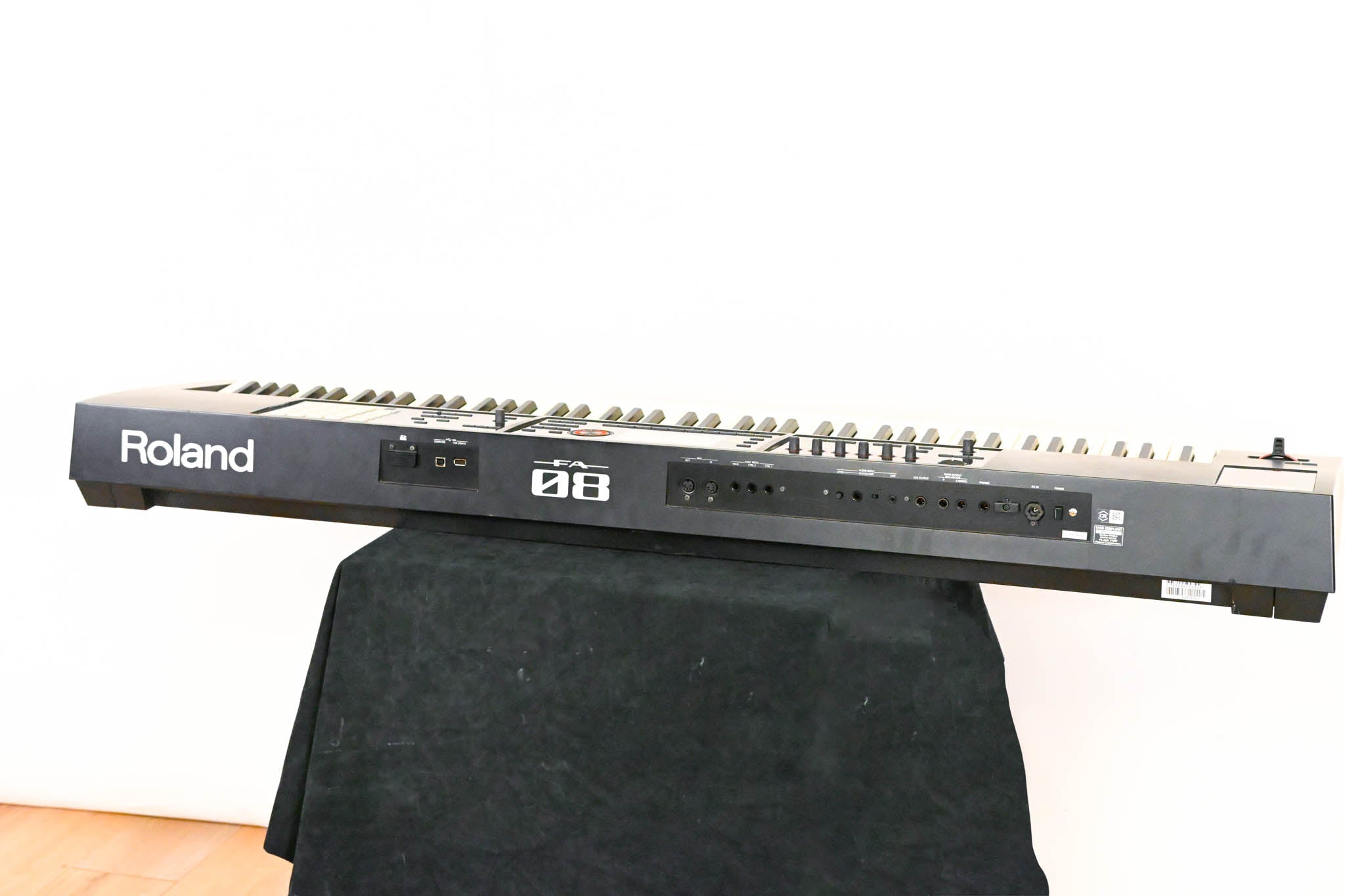 Roland FA-08 88-Key Music Workstation (NO POWER SUPPLY)