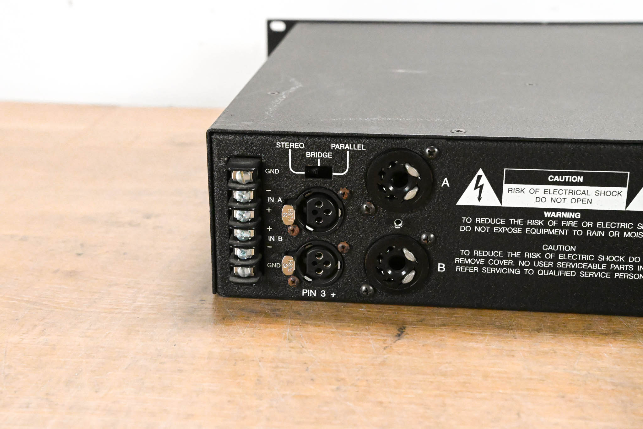 Crest Audio FA1201 2-Channel Power Amplifer
